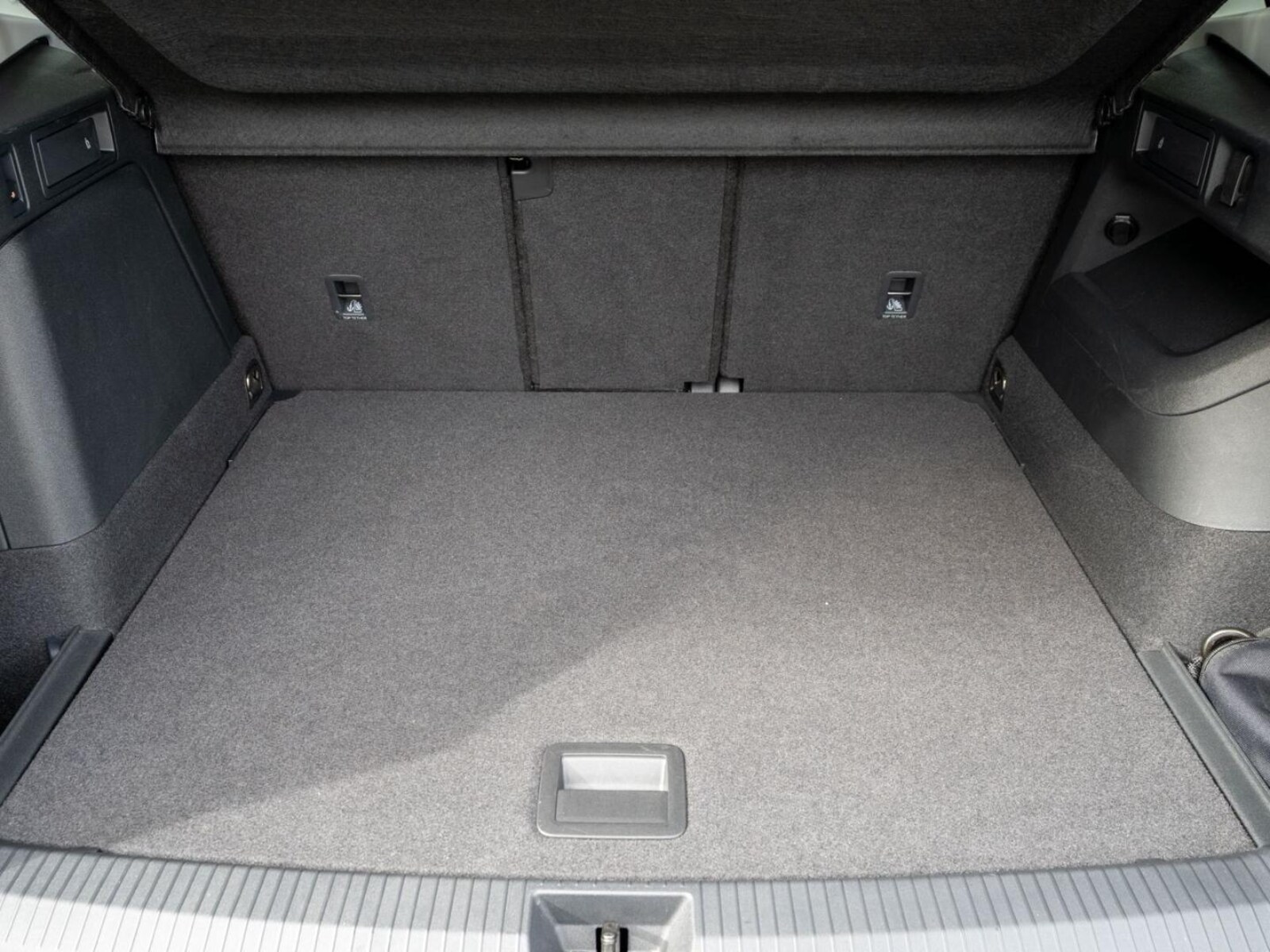 Volkswagen Tiguan – Bild 9