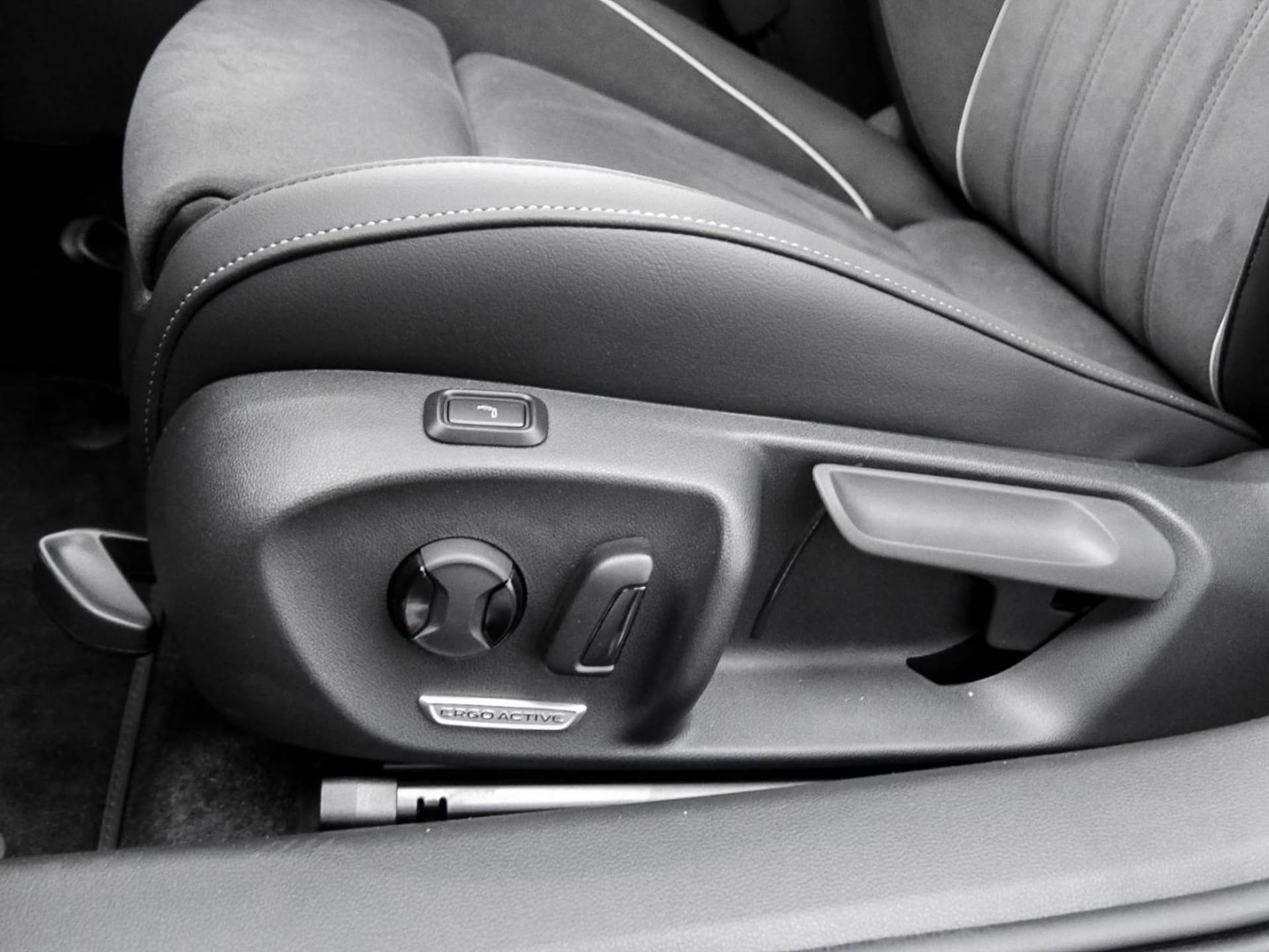 Volkswagen Passat Elegance