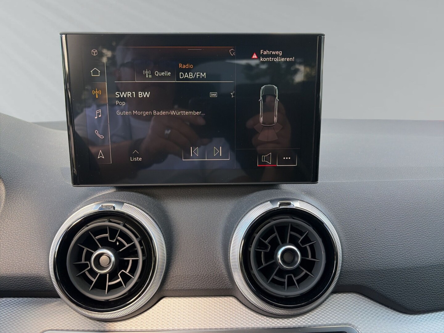 Bild über Audi Q2 S line 30 TFSI Schaltgetriebe - für weitere Informationen kontaktieren Sie den Audi Partner