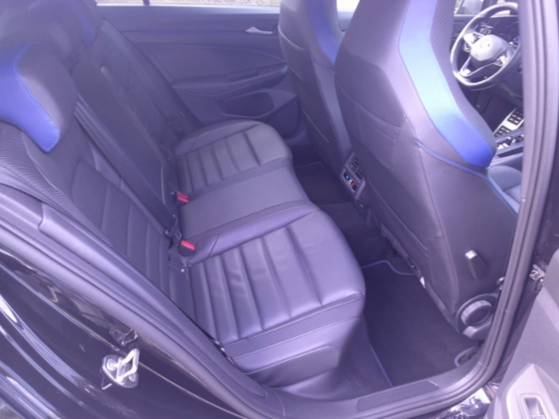 Volkswagen Golf R