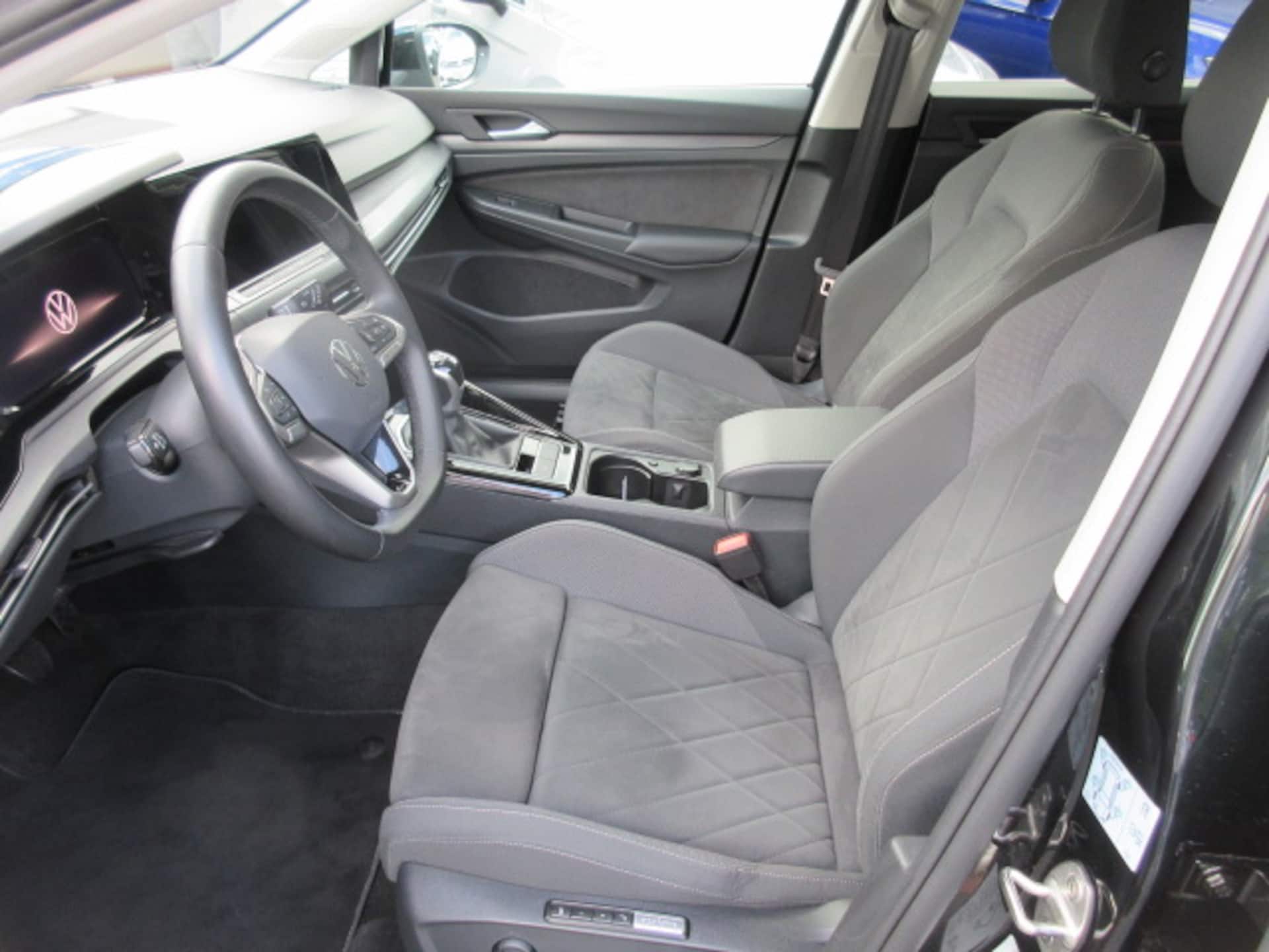 Volkswagen Golf Style