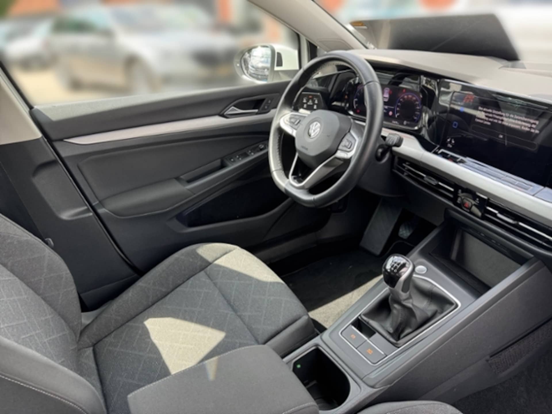 Volkswagen Golf Life