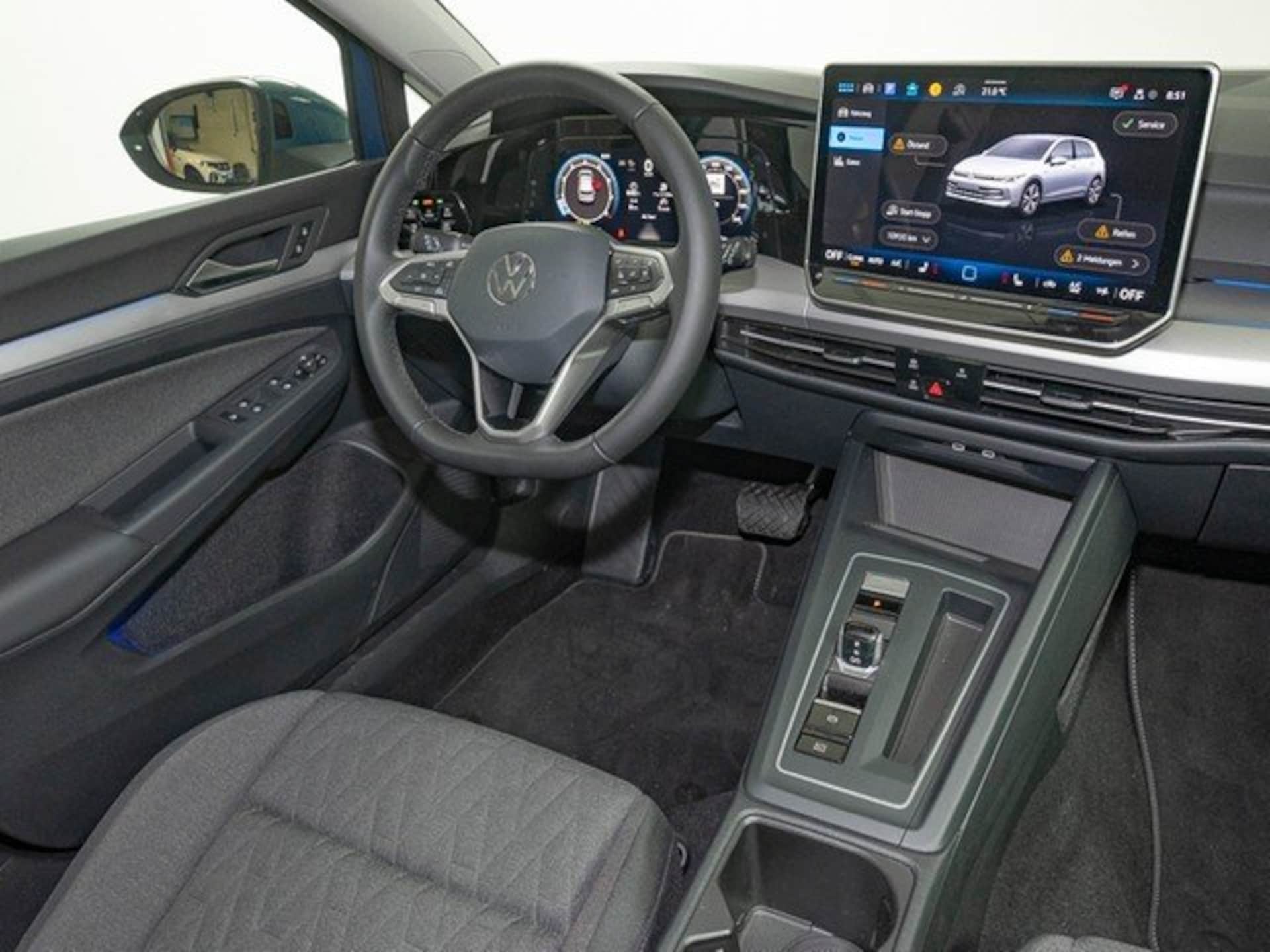 Volkswagen Golf Life