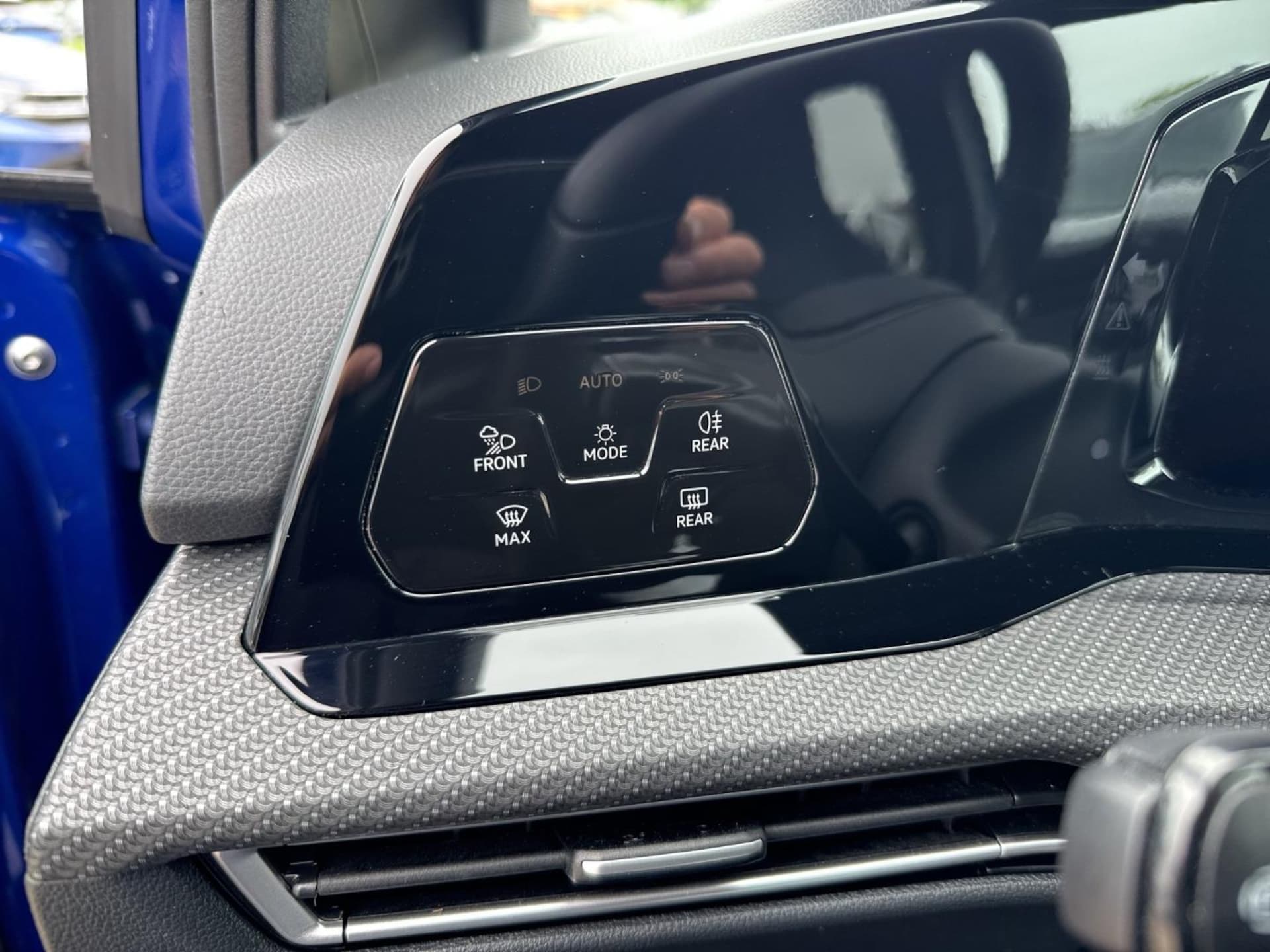 Volkswagen Golf R-Line