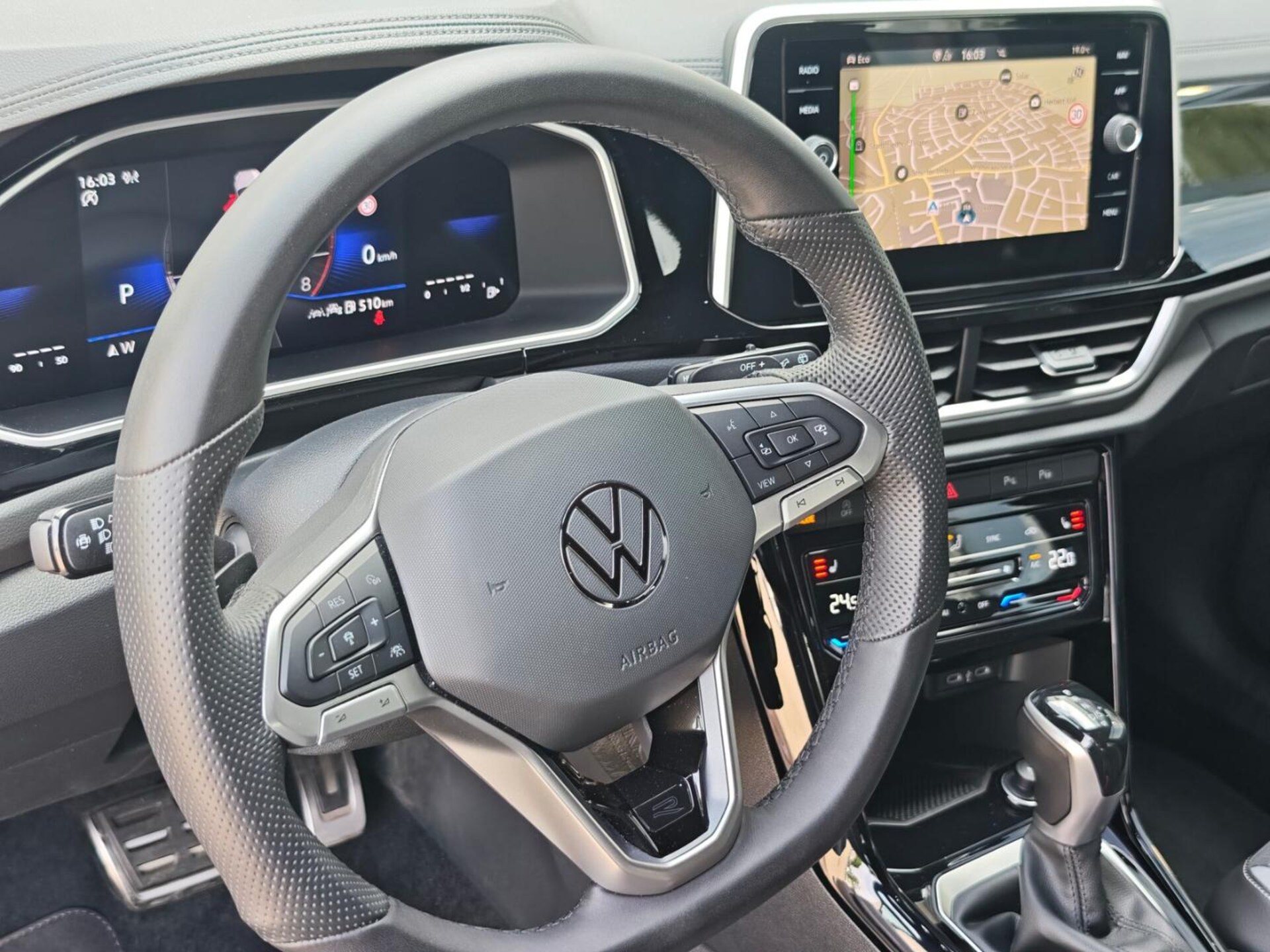 Volkswagen T-Roc R-Line