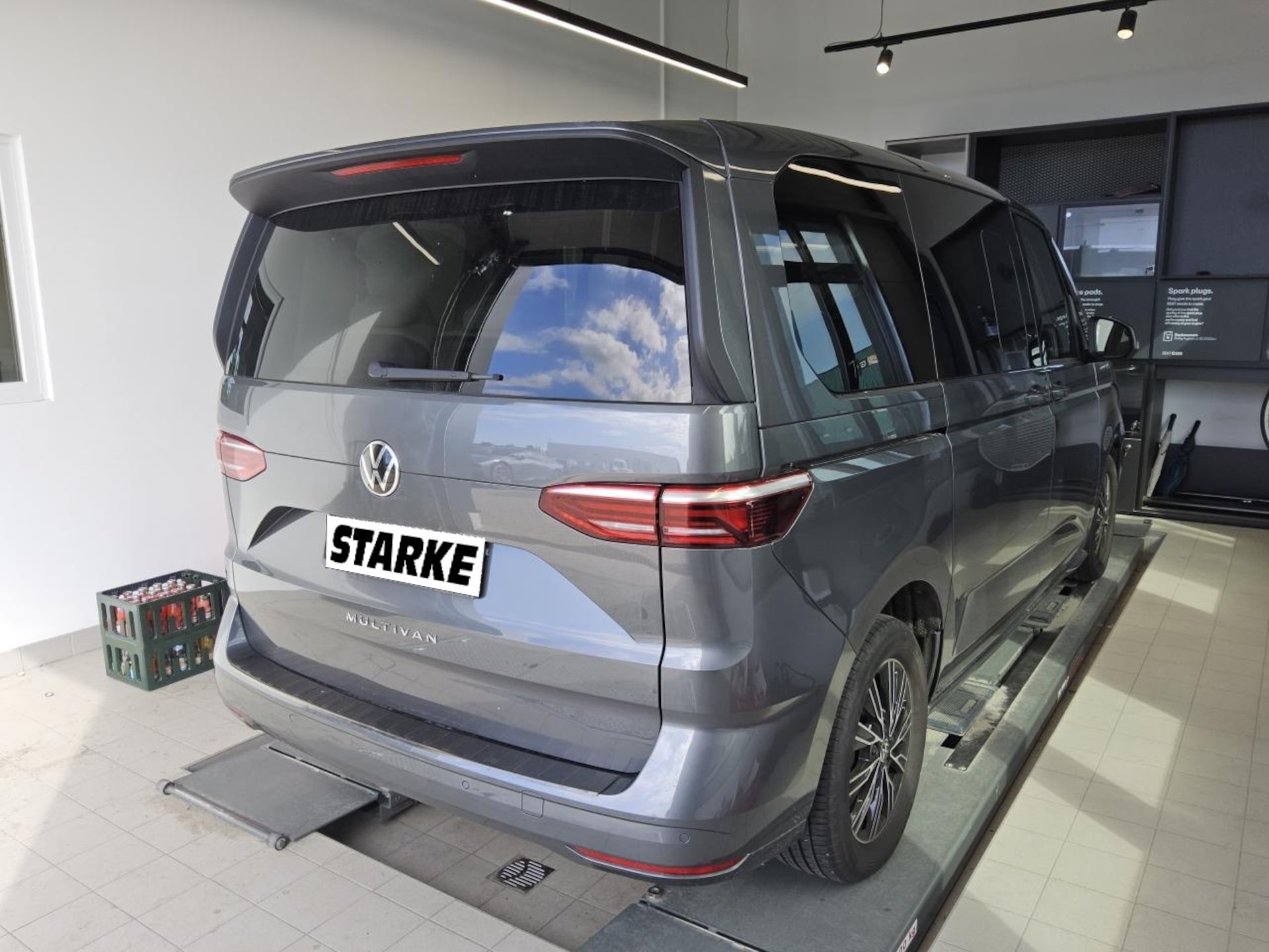Volkswagen Multivan Basis-Modell
