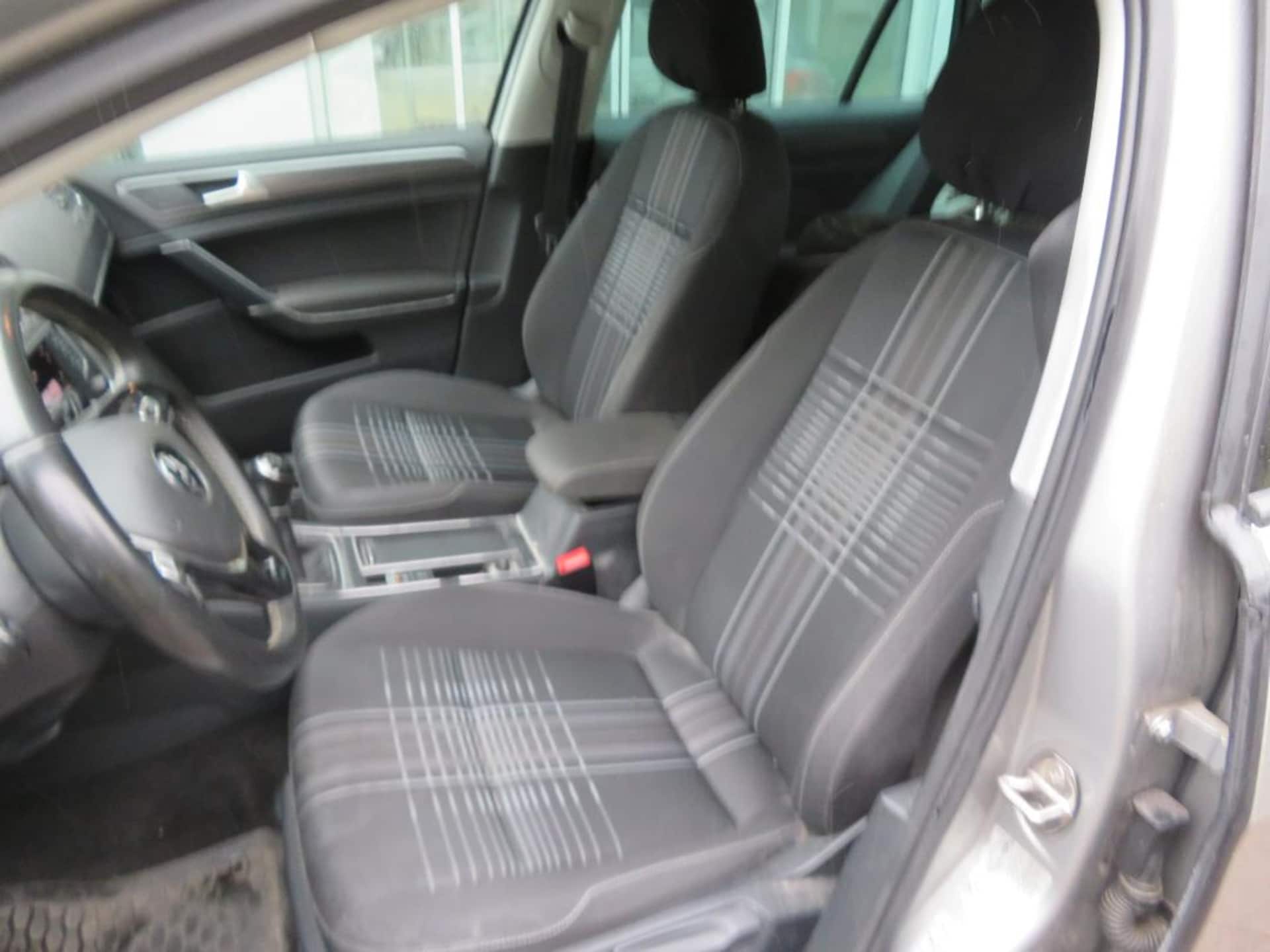 Volkswagen Golf LOUNGE