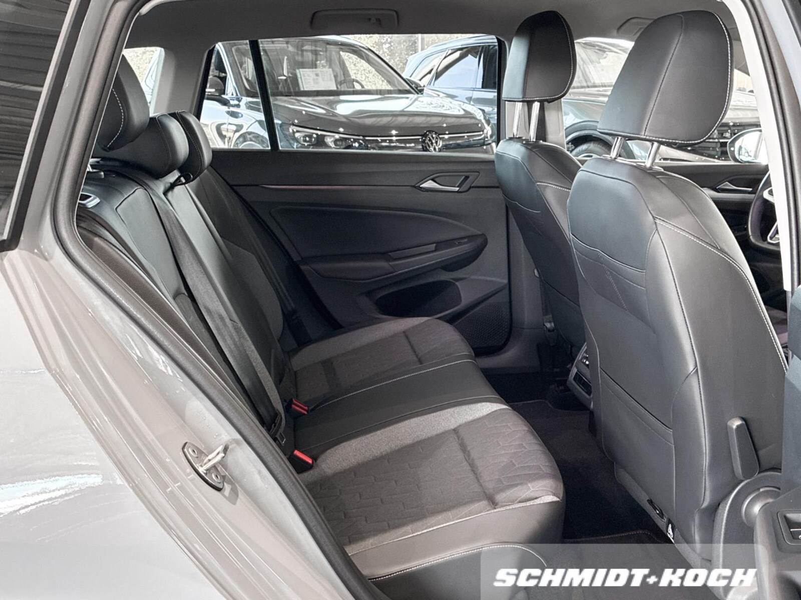 Volkswagen Golf Variant – Bild 8