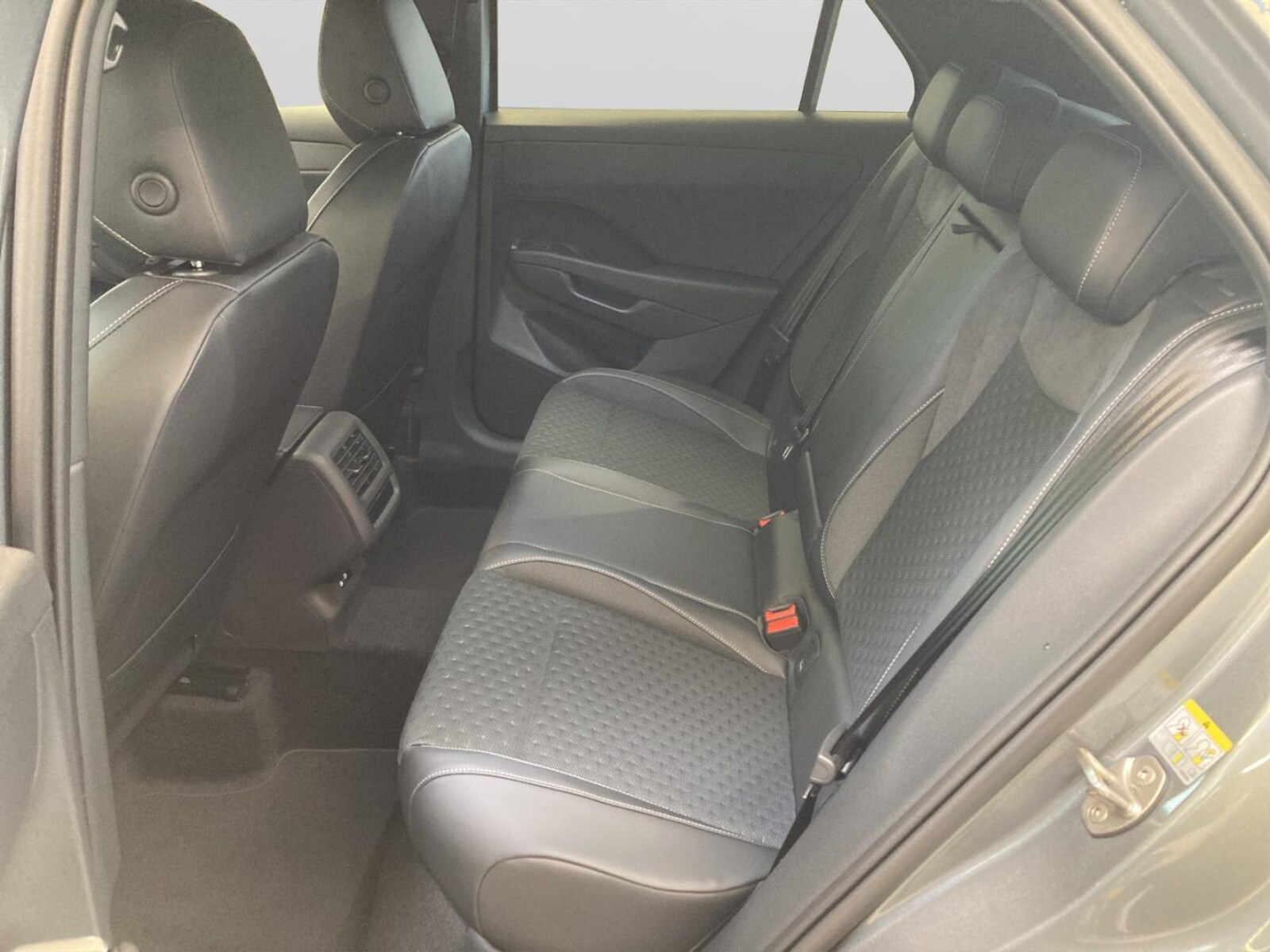 Volkswagen T-Roc – Bild 15