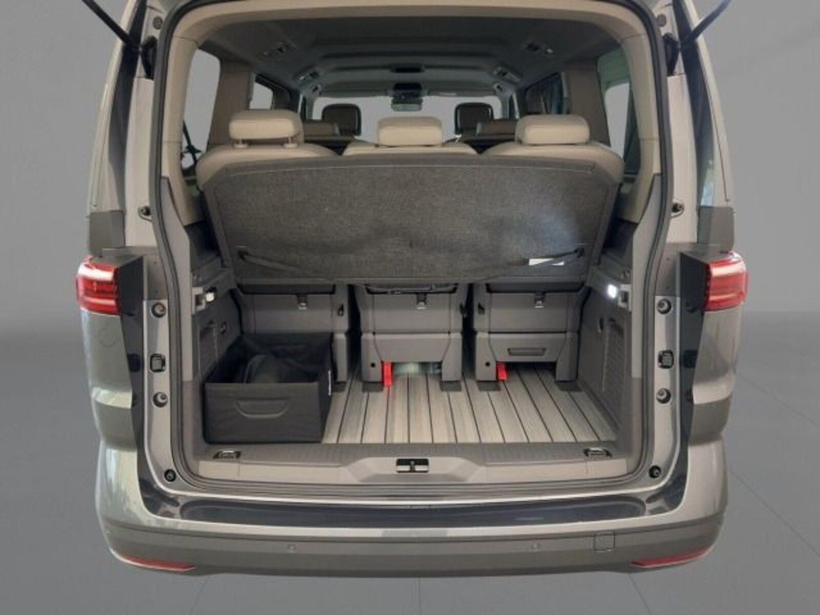 Volkswagen Multivan Langversion – Bild 15