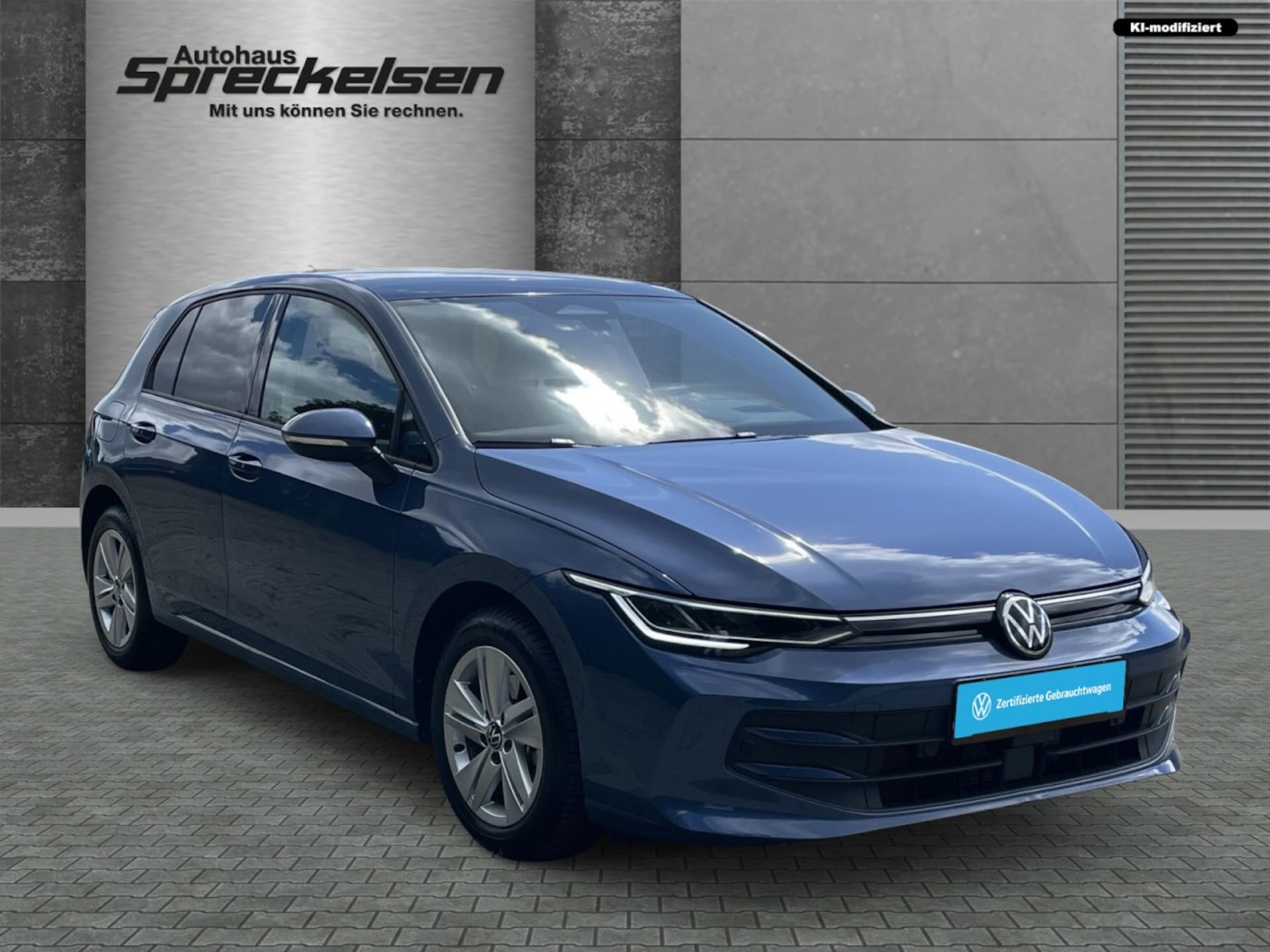 Volkswagen Golf Life