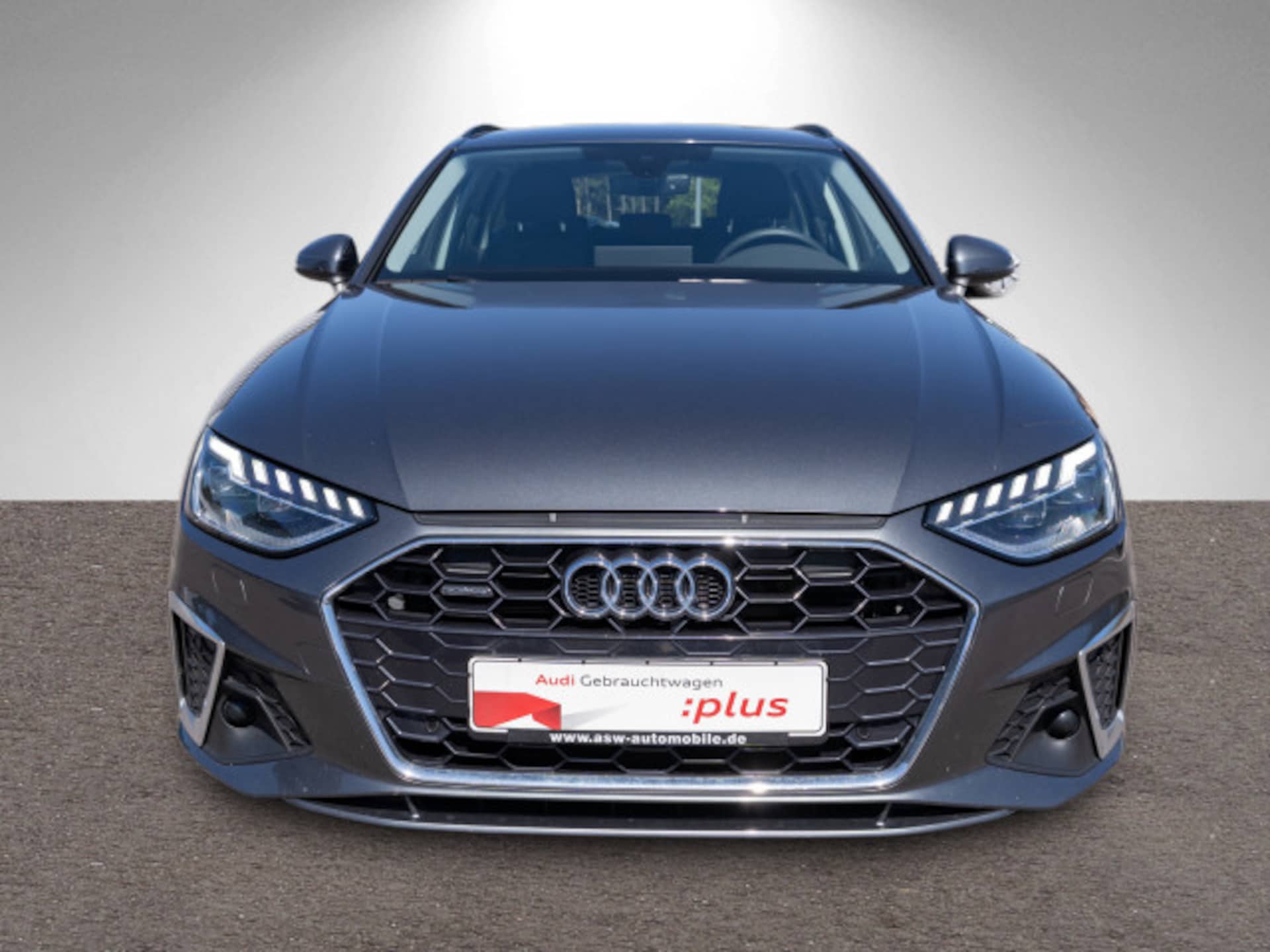 Audi A4 Avant S line
