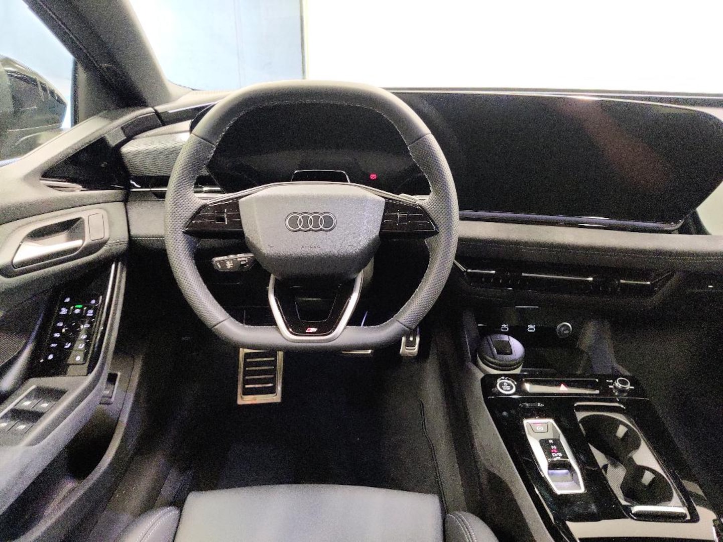 Bild über Audi A6 Avant e-tron S line business e-tron quattro 315 kW - für weitere Informationen kontaktieren Sie den Audi Partner