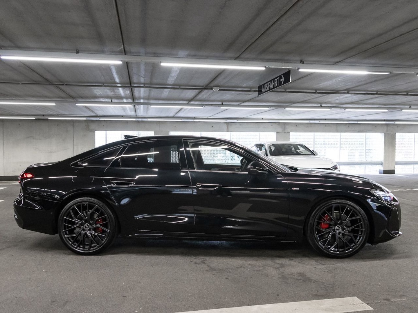 Bild über Audi A6 Limousine edition one TDI 150 kW S tronic - für weitere Informationen kontaktieren Sie den Audi Partner