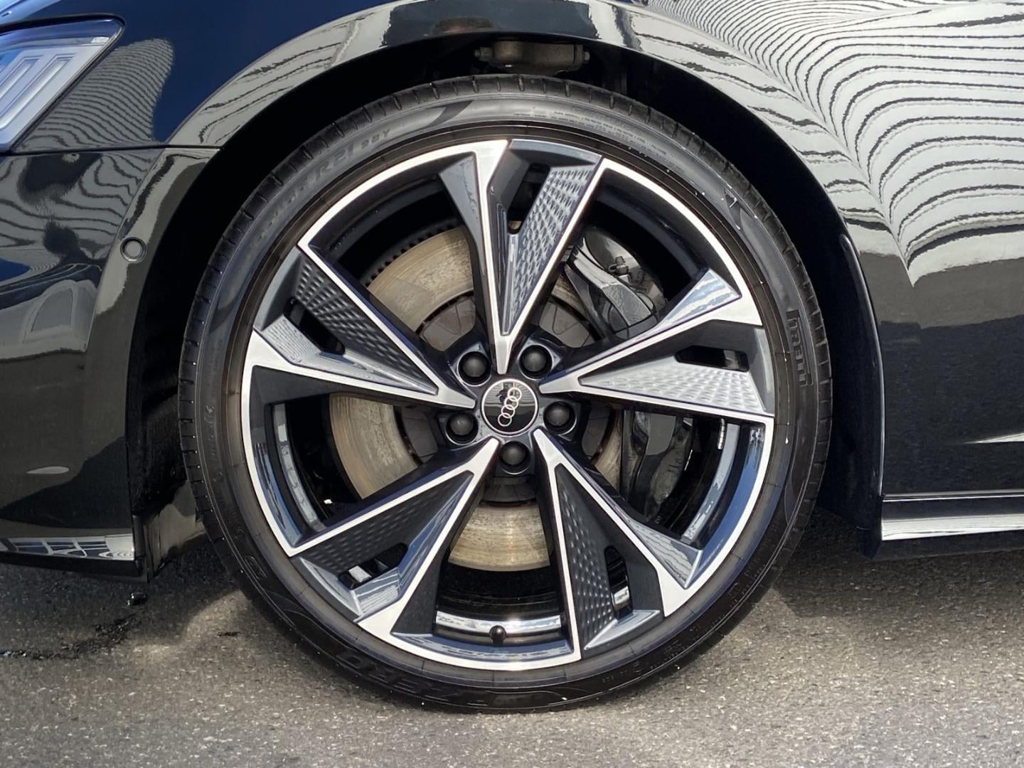 Bild über Audi S6 Avant TDI quattro tiptronic - für weitere Informationen kontaktieren Sie den Audi Partner