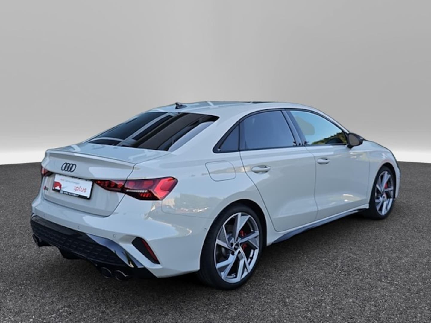 Bild über Audi S3 Limousine TFSI quattro S tronic - für weitere Informationen kontaktieren Sie den Audi Partner