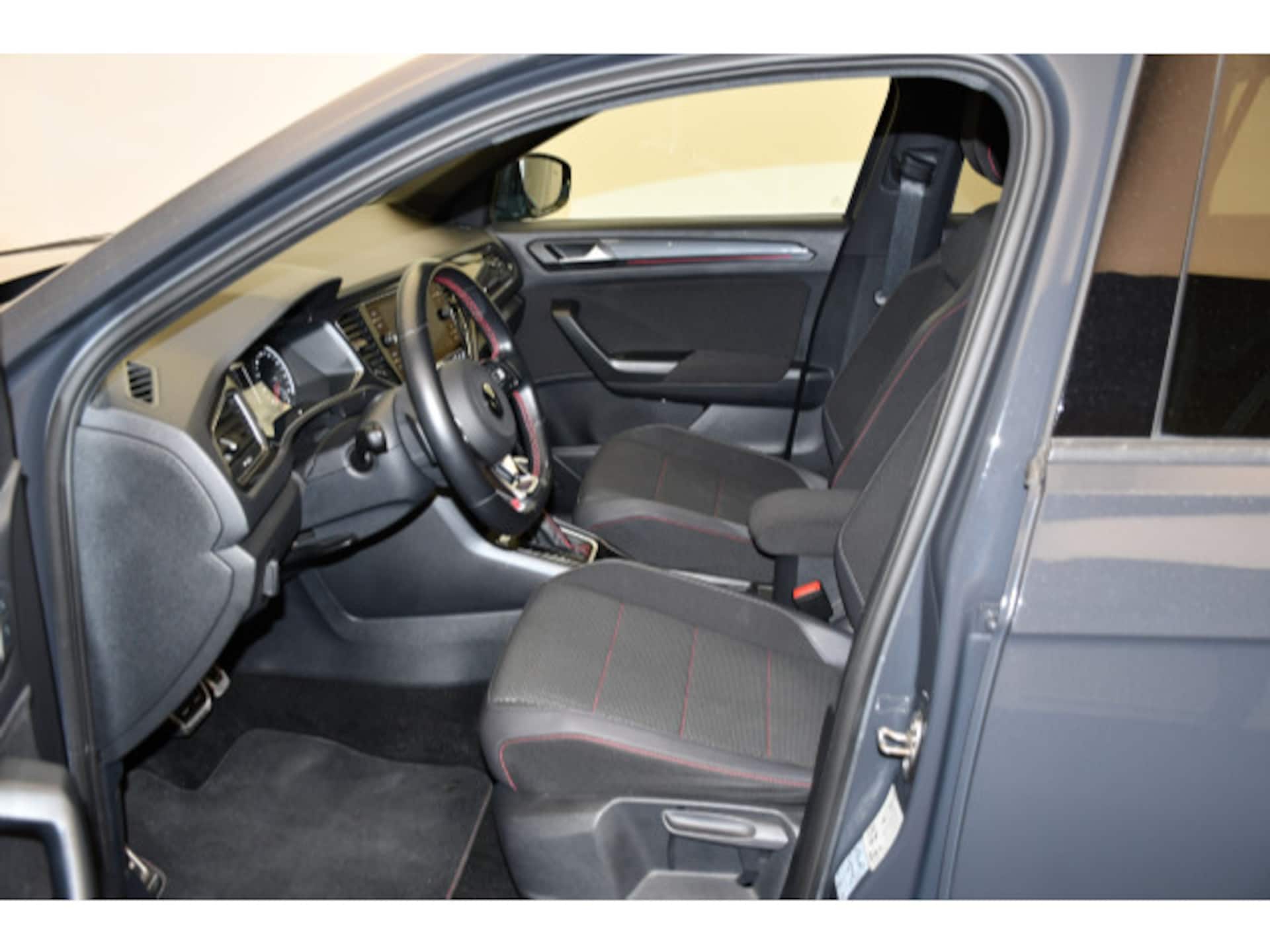 Volkswagen T-Roc Sport