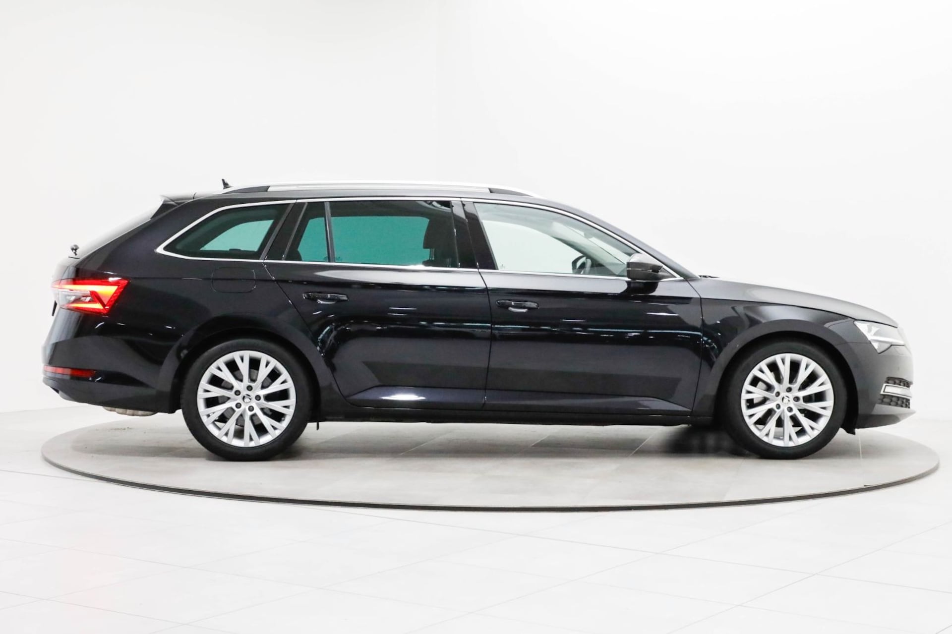 Skoda Superb Combi Style