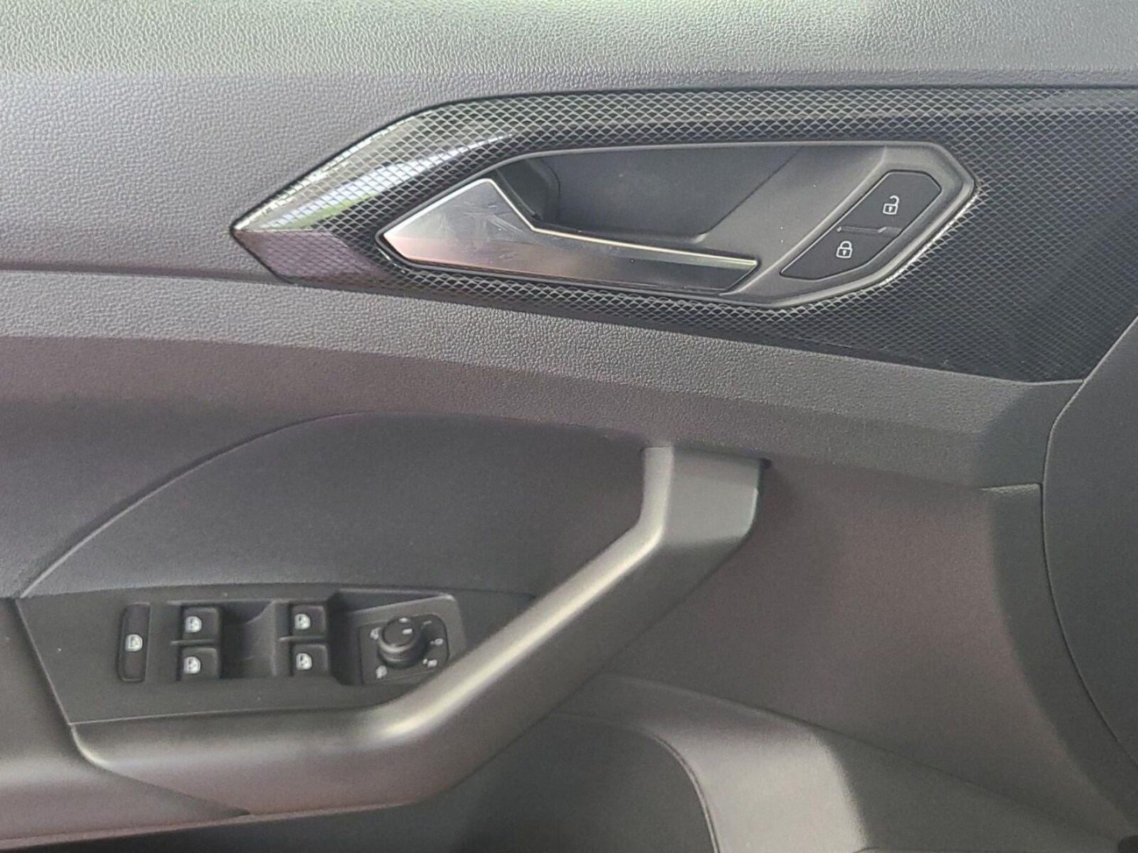 Volkswagen T-Cross – Bild 8