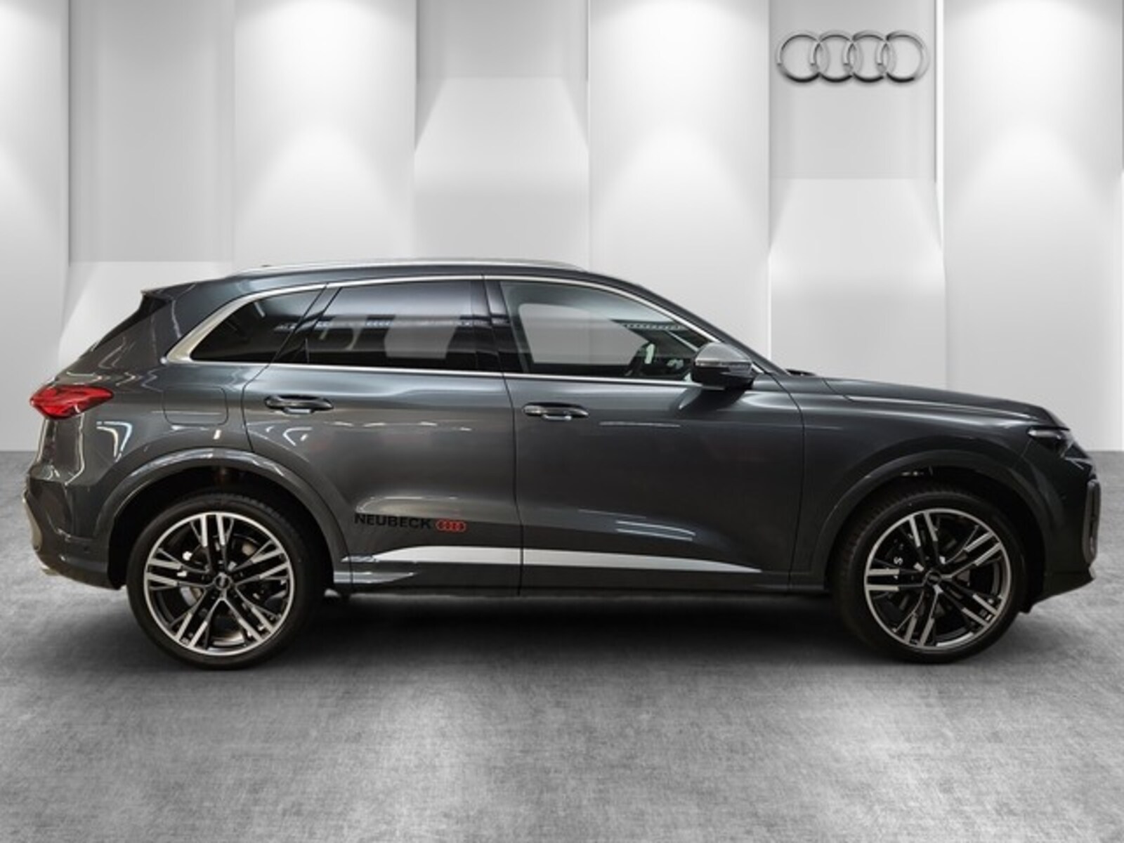 Audi SQ5 – Bild 13