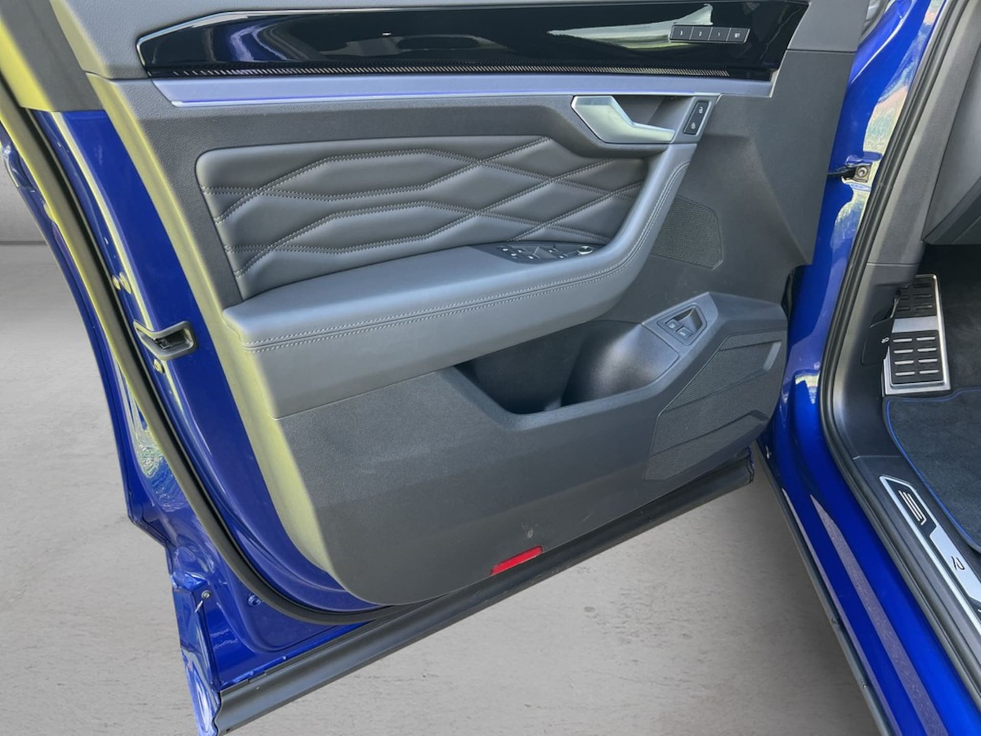 Volkswagen Touareg R