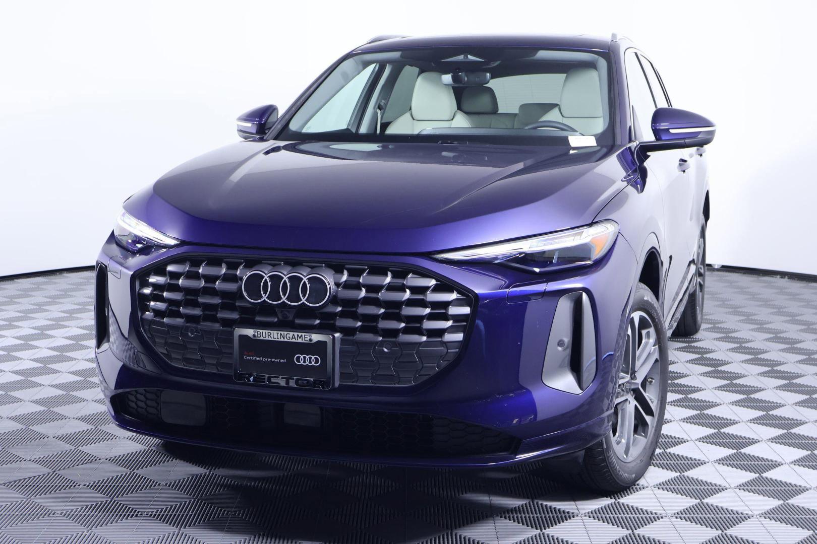 2025 Audi Q5 40 Premium Plus's photo
