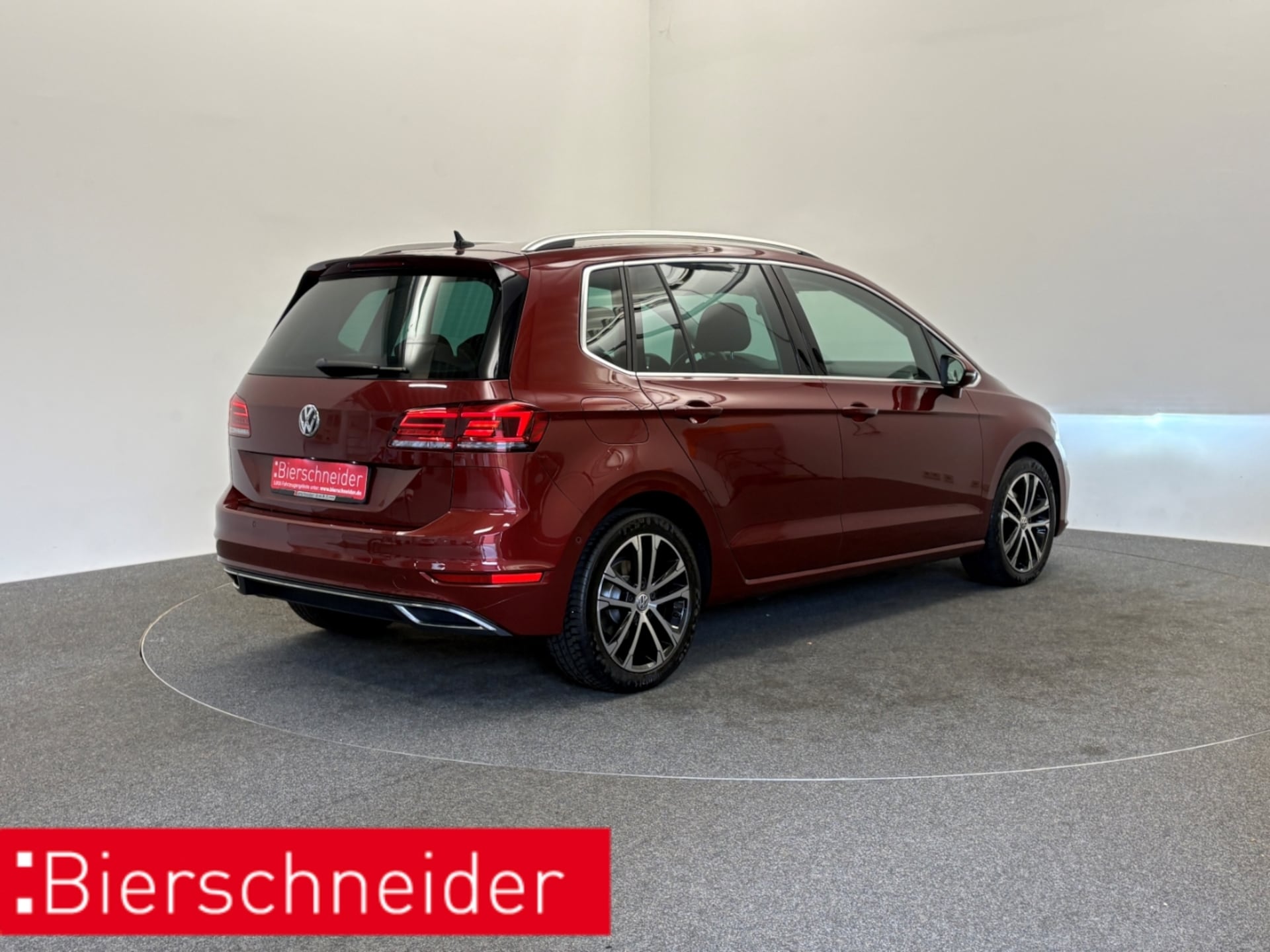 Volkswagen Golf Sportsvan Highline