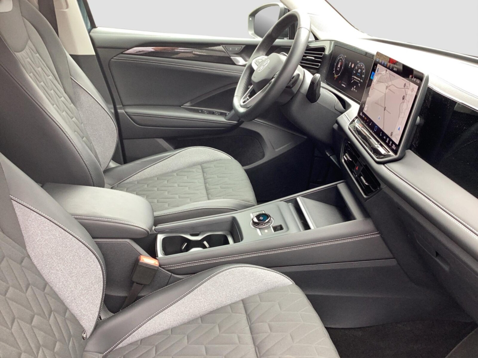 Volkswagen Tiguan – Bild 12