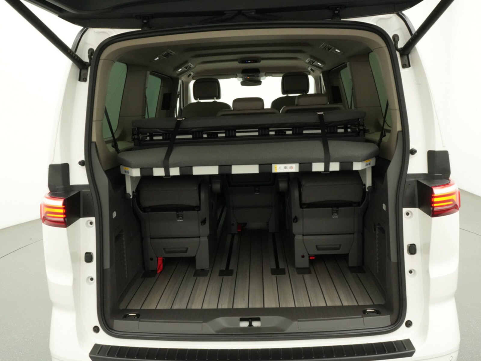 Volkswagen Multivan Langversion – Bild 21