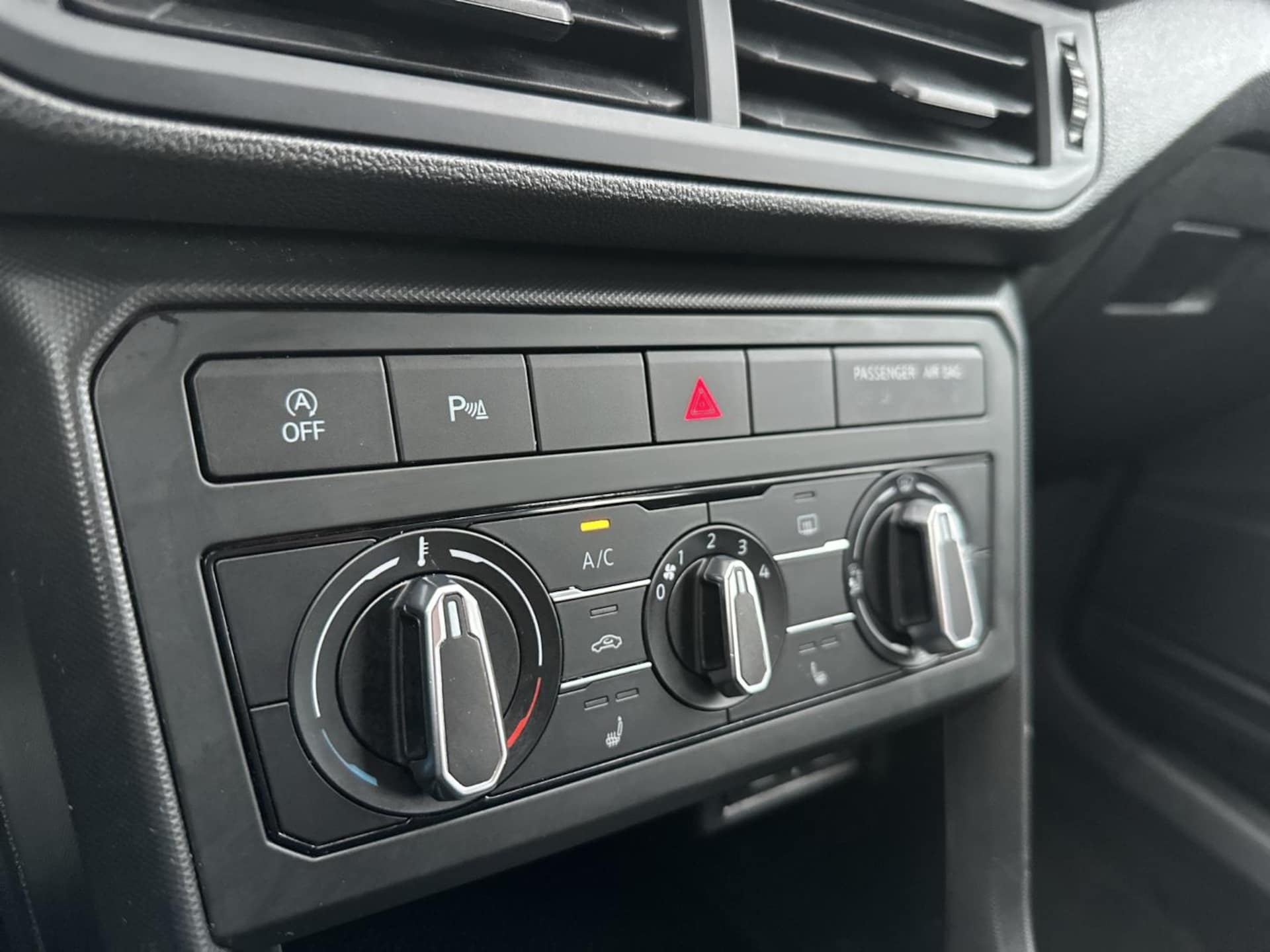 Volkswagen T-Cross Basis-Modell