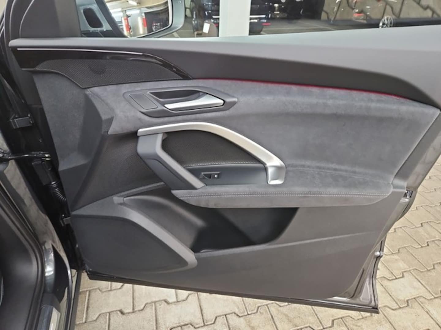 Bild über Audi SQ5 SUV TFSI 270 kW S tronic - für weitere Informationen kontaktieren Sie den Audi Partner