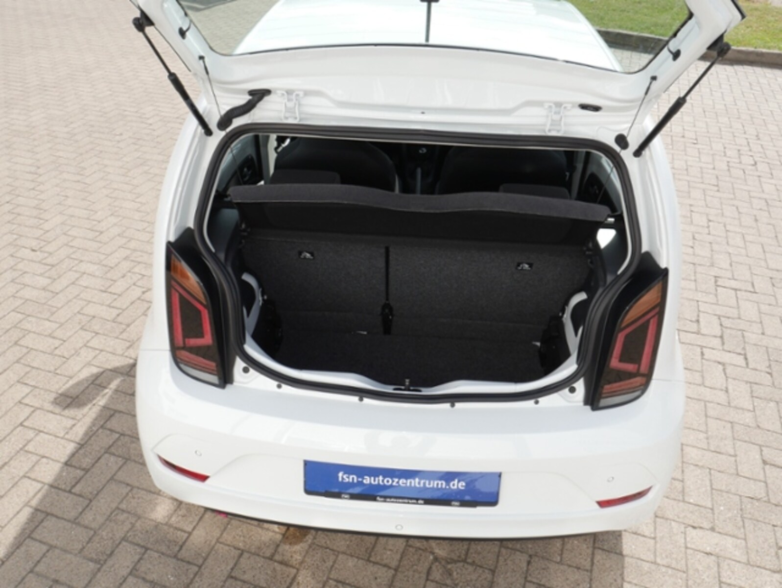 Volkswagen up! – Bild 13