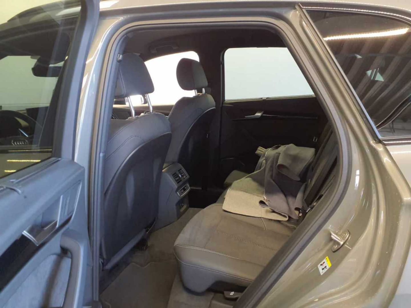 Bild über Audi Q5 40 TDI quattro S tronic - für weitere Informationen kontaktieren Sie den Audi Partner