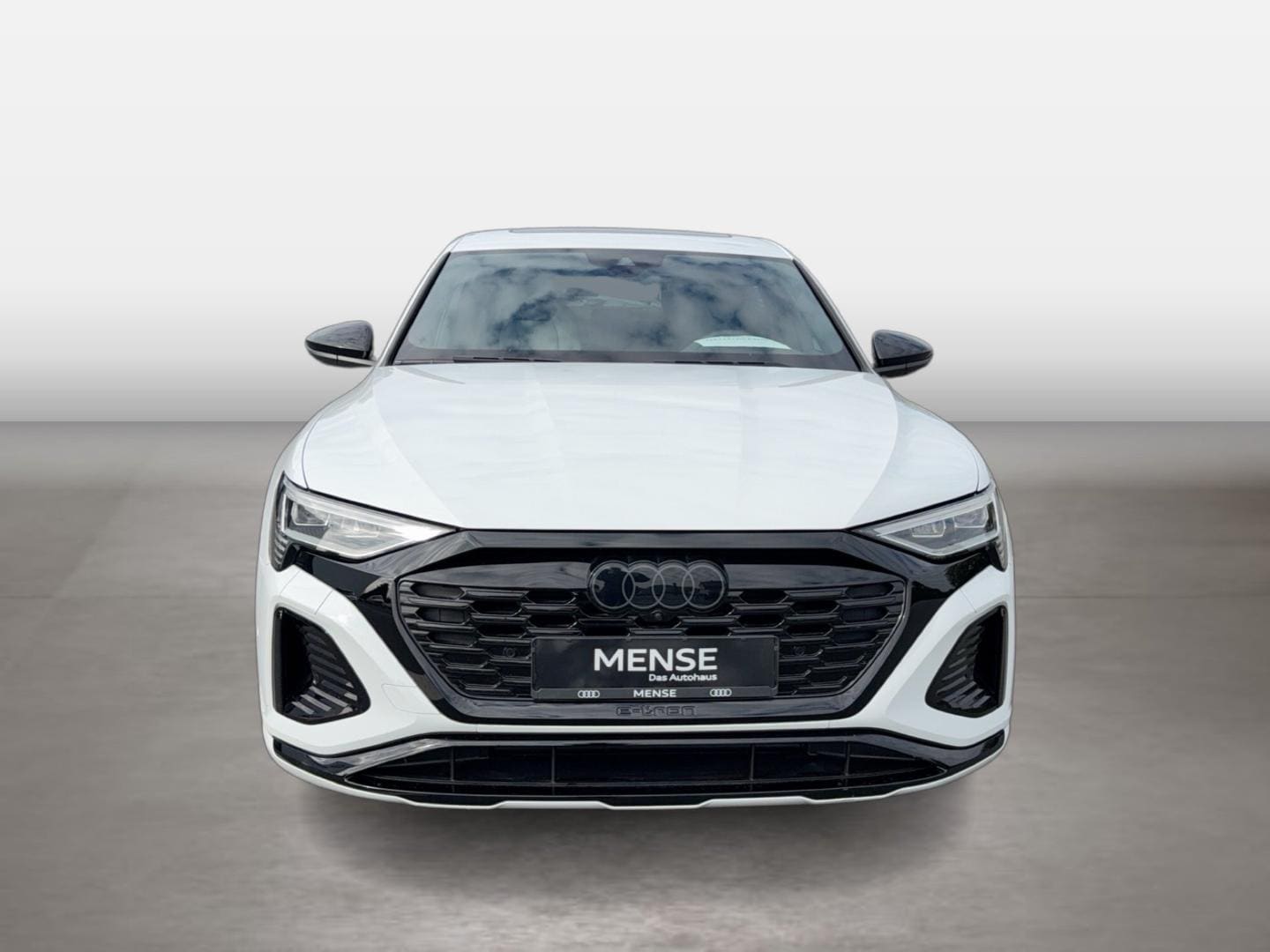 Bild über Audi Q8 e-tron S line 55 e-tron quattro - für weitere Informationen kontaktieren Sie den Audi Partner