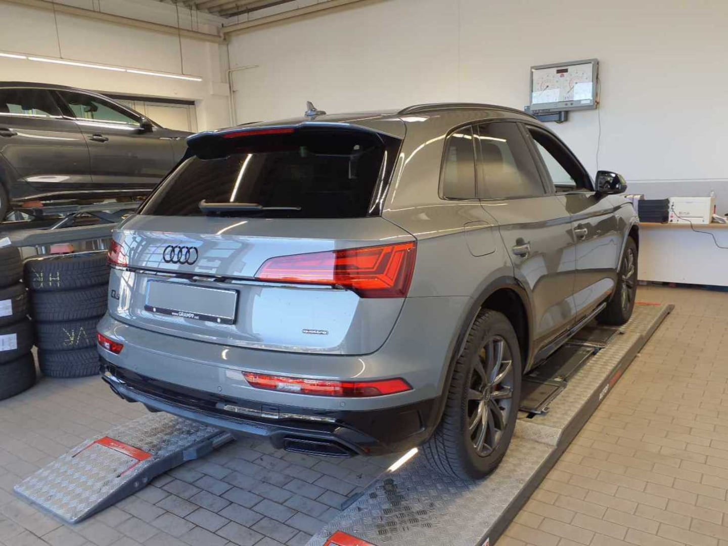 Bild über Audi Q5 40 TDI quattro S tronic - für weitere Informationen kontaktieren Sie den Audi Partner