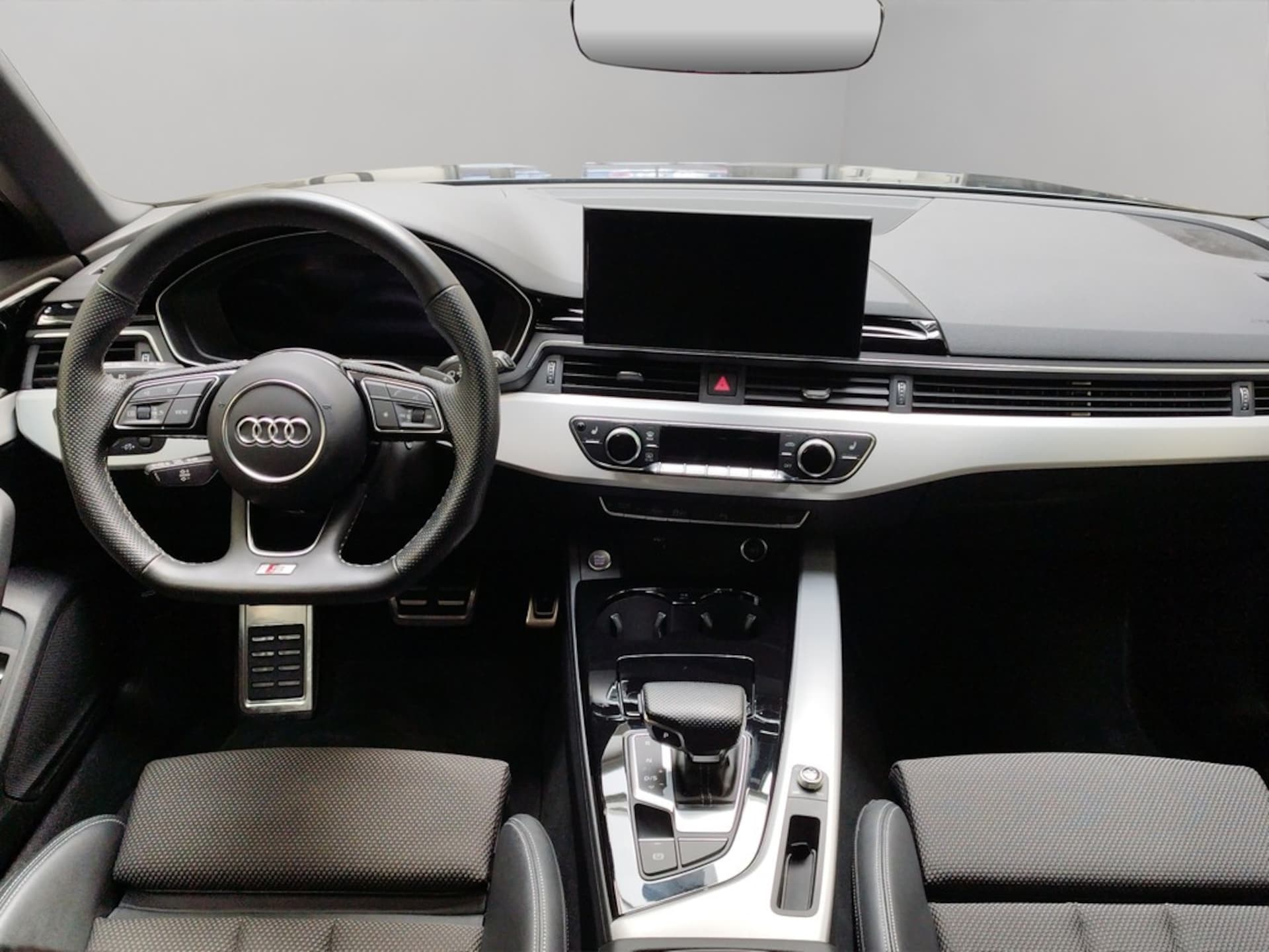 Audi A4 Avant S line