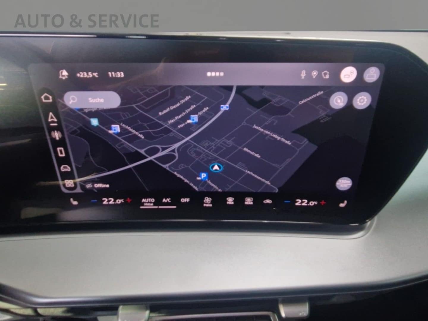 Bild über Audi Q3 SUV TFSI 110 kW S tronic - für weitere Informationen kontaktieren Sie den Audi Partner