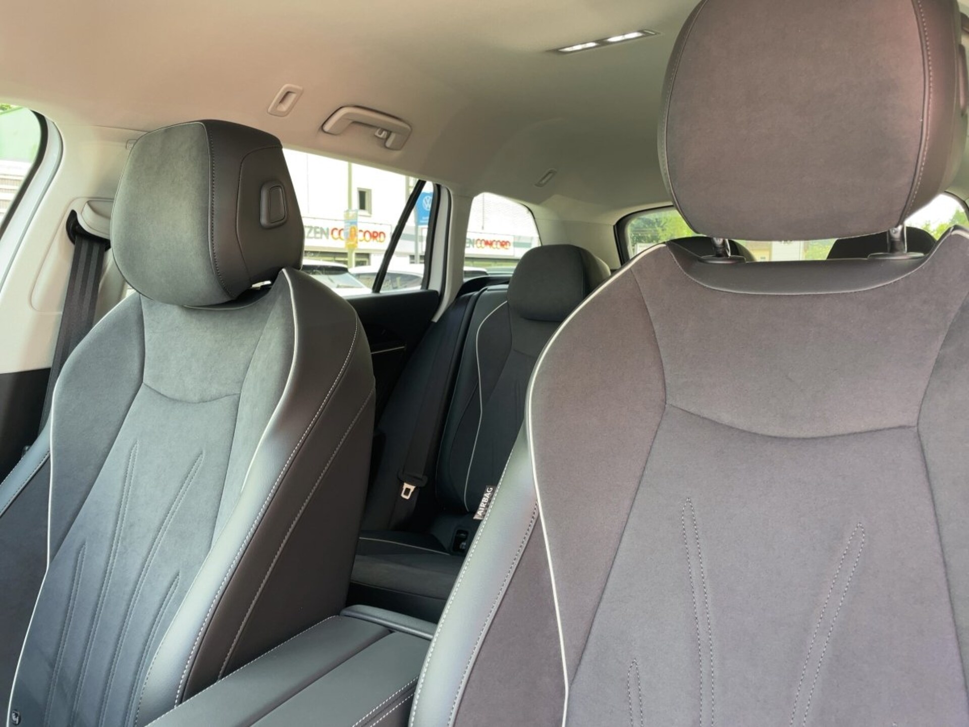 Volkswagen Passat Business
