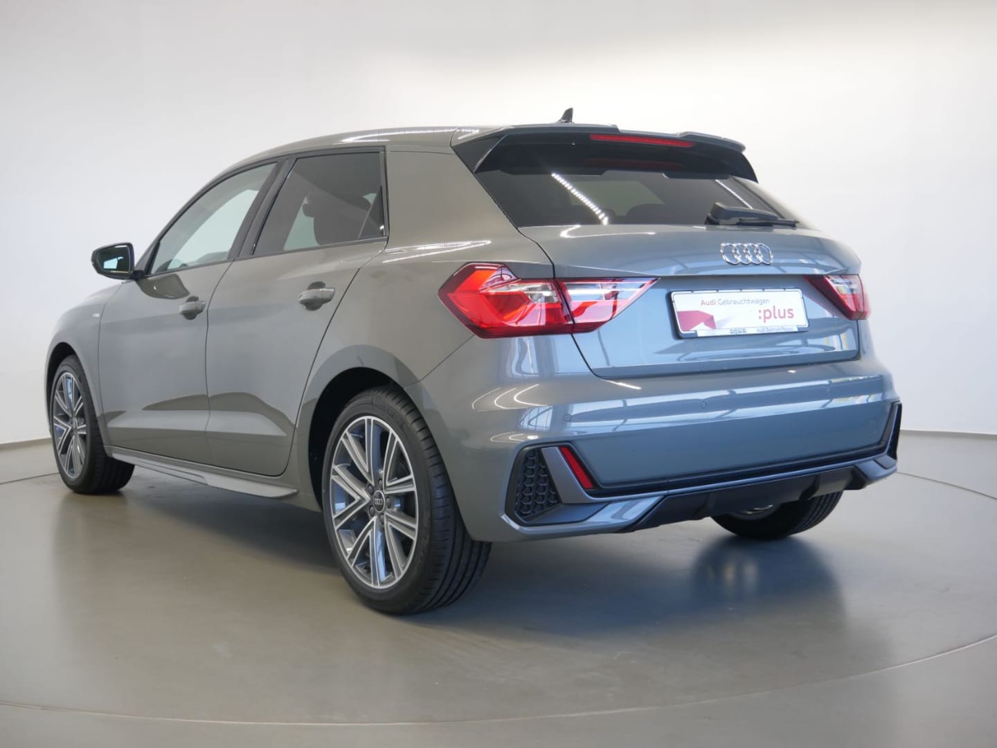 Bild über Audi A1 Sportback S line 25 TFSI S tronic - für weitere Informationen kontaktieren Sie den Audi Partner