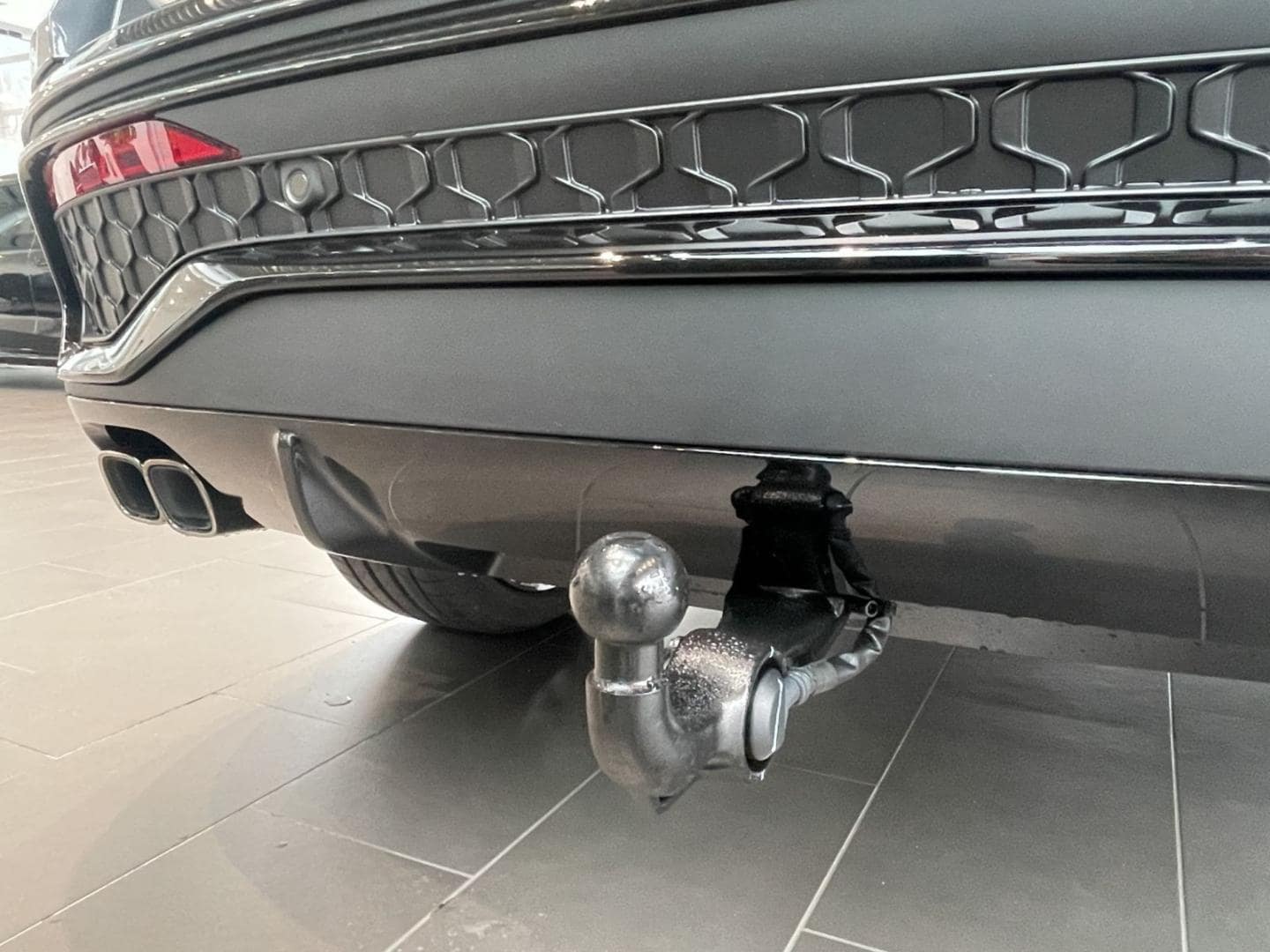 Bild über Audi Q5 SUV TDI quattro 150 kW S tronic - für weitere Informationen kontaktieren Sie den Audi Partner