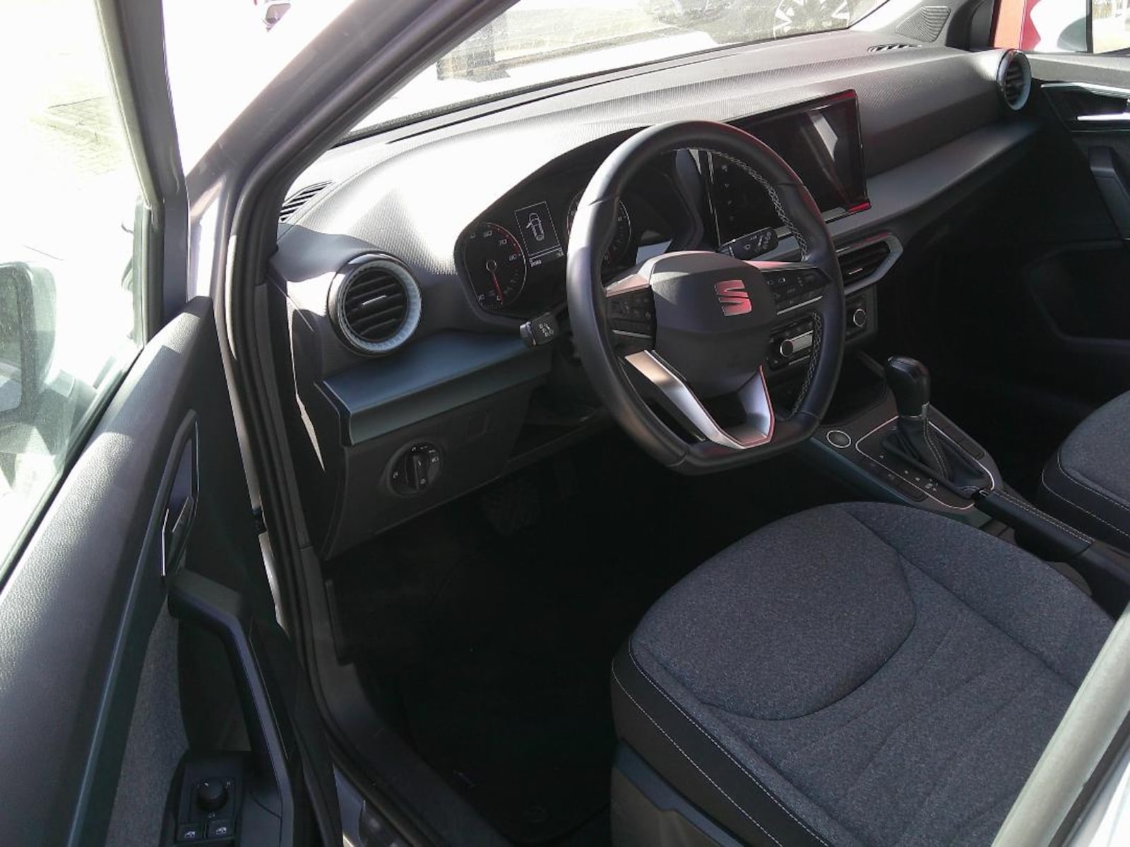 SEAT Arona – Bild 14