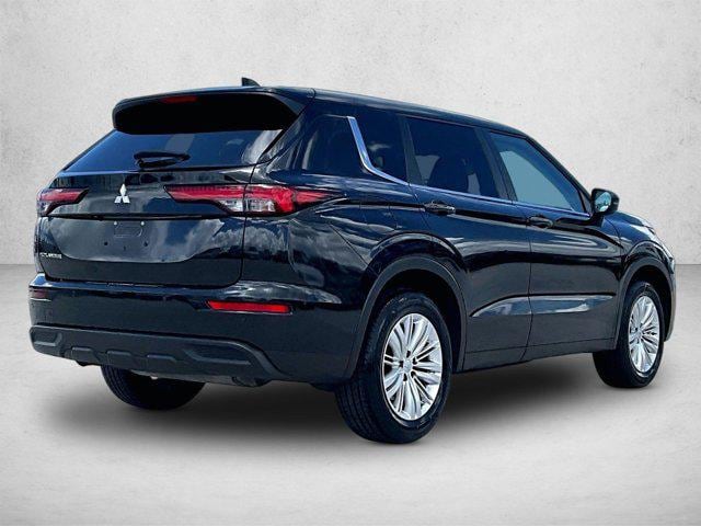 2024 Mitsubishi Outlander