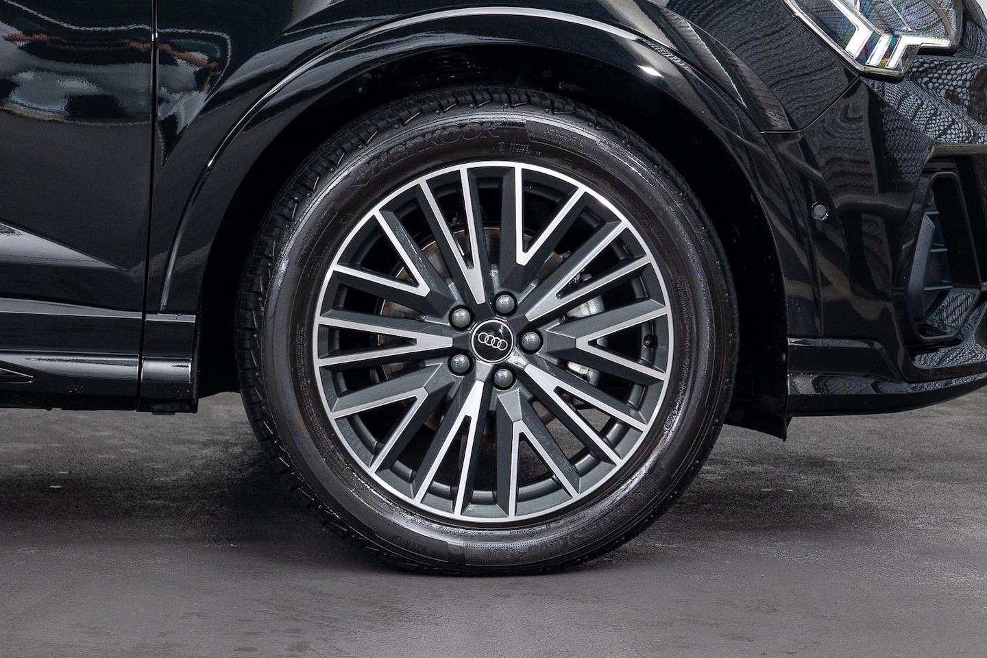 Image about Audi Q3 Sportback 35 TFSI S line edition