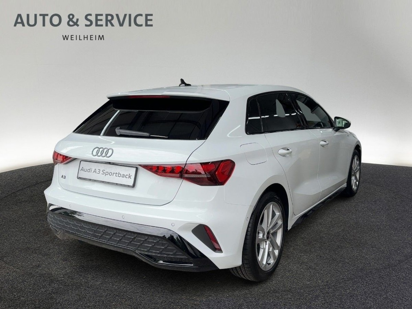 Bild über Audi A3 Sportback TFSI 110 kW S tronic - für weitere Informationen kontaktieren Sie den Audi Partner
