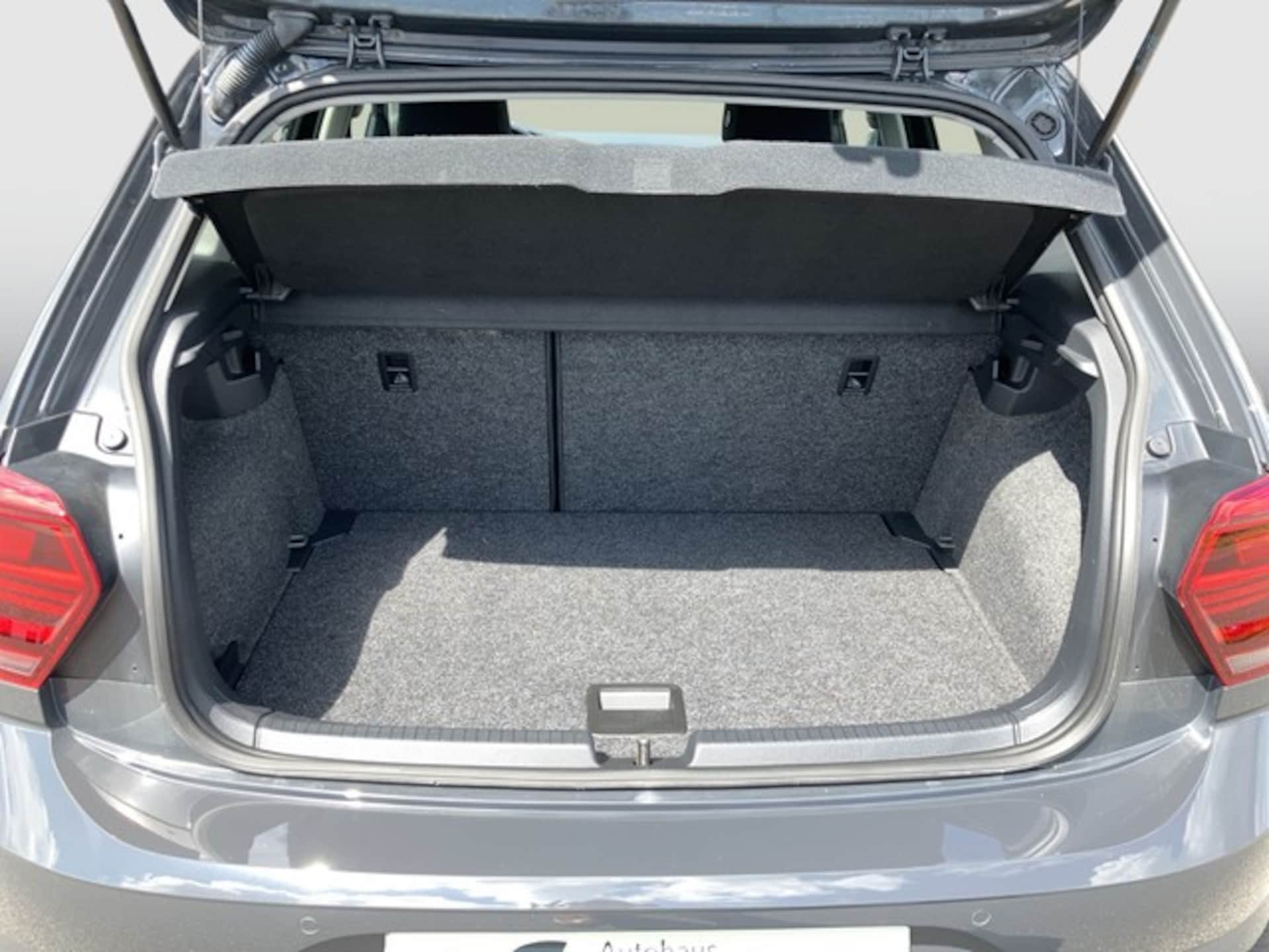 Volkswagen Polo Active