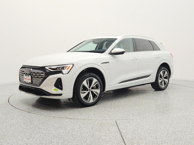 2024 Audi Q8 e-tron