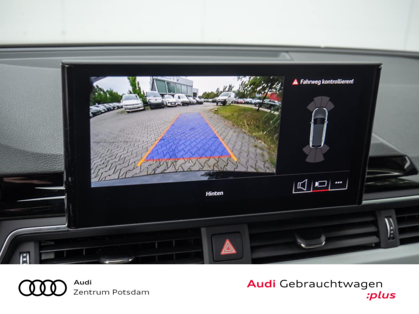 Bild über Audi A4 Avant S line 40 TFSI quattro S tronic - für weitere Informationen kontaktieren Sie den Audi Partner