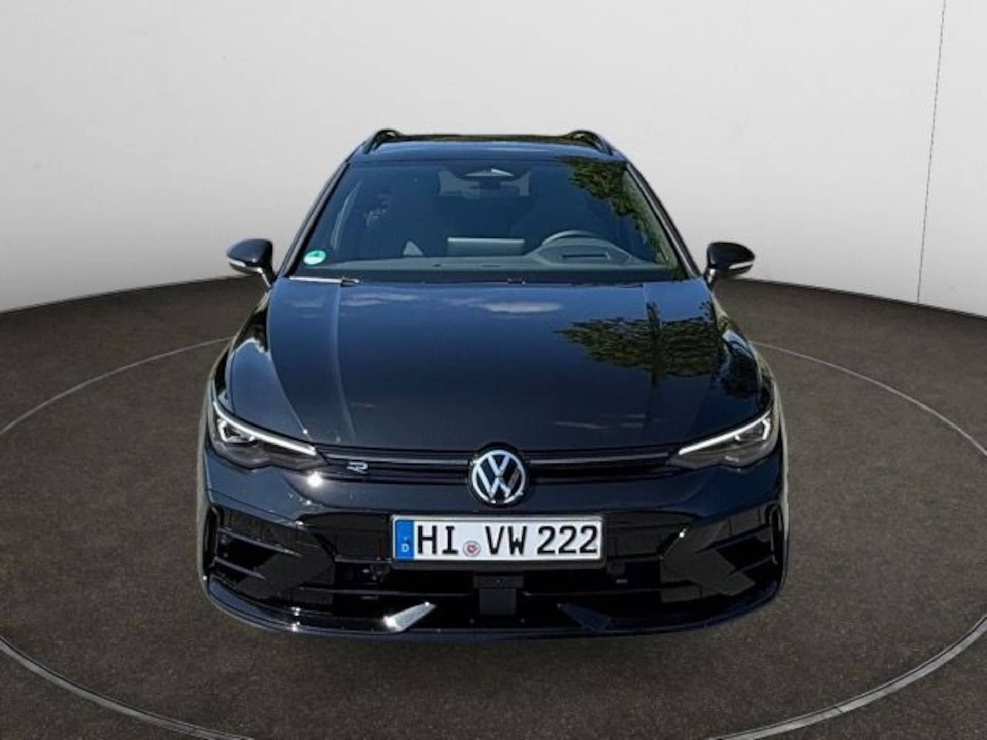 Volkswagen Golf Variant R
