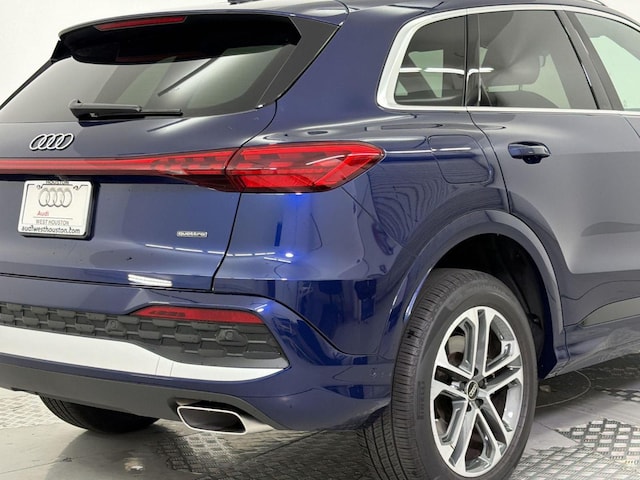 2025 Audi Q5 Premium - Photo 22