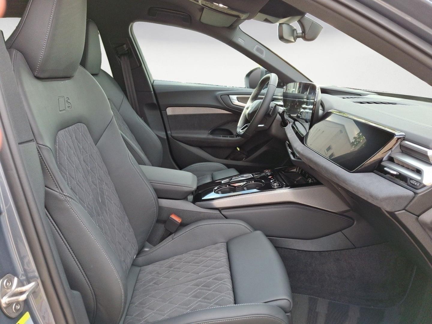 Bild über Audi S5 Avant TFSI 270 kW S tronic - für weitere Informationen kontaktieren Sie den Audi Partner